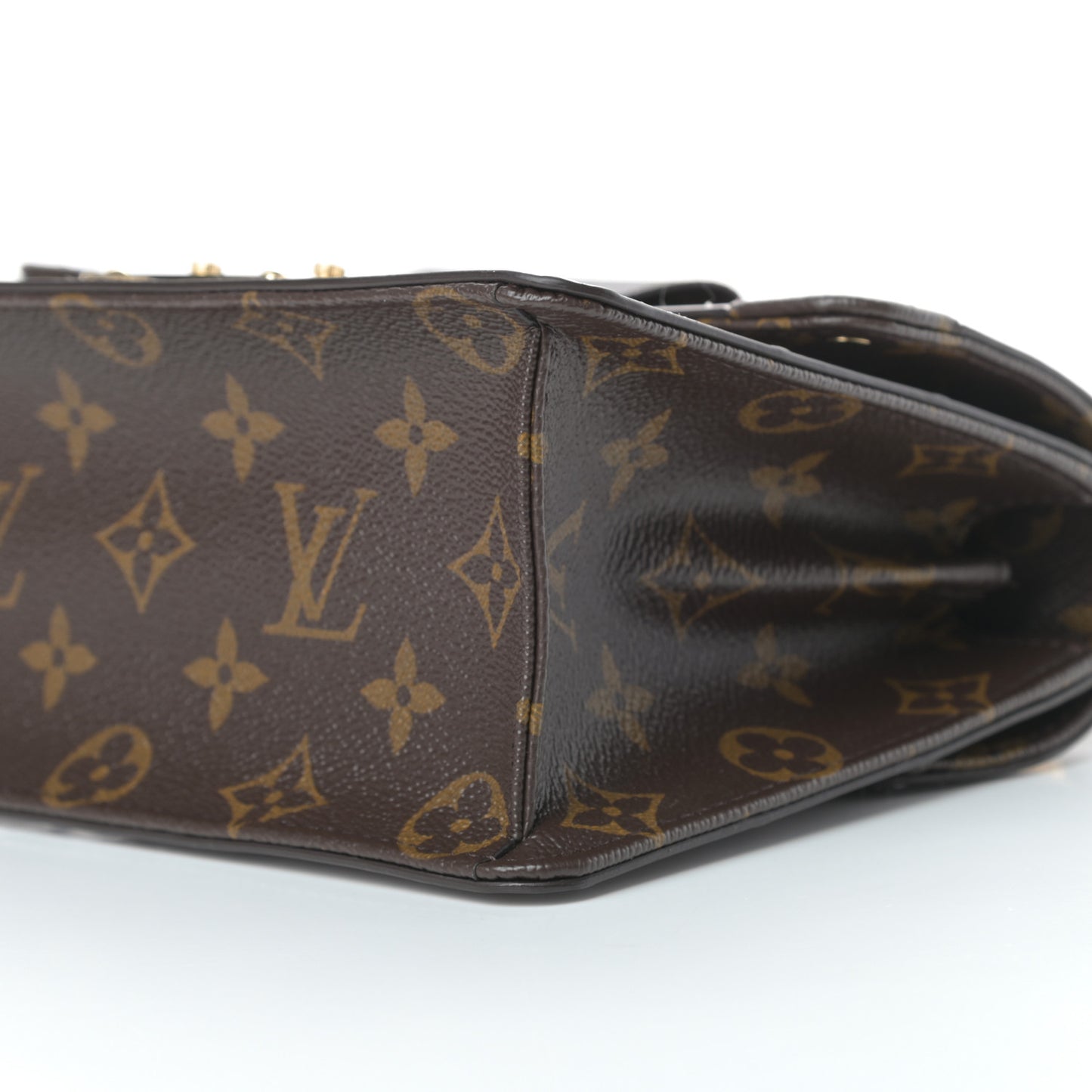 Vernis Epi Monogram Wynwood Metallic Taupe Grey