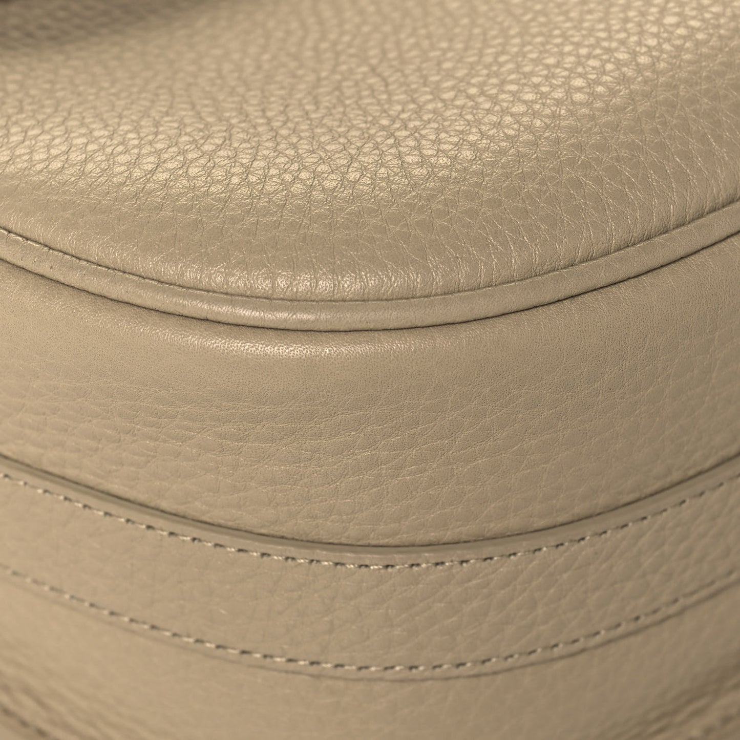 Grained Calfskin Large Bobby Flap Beige