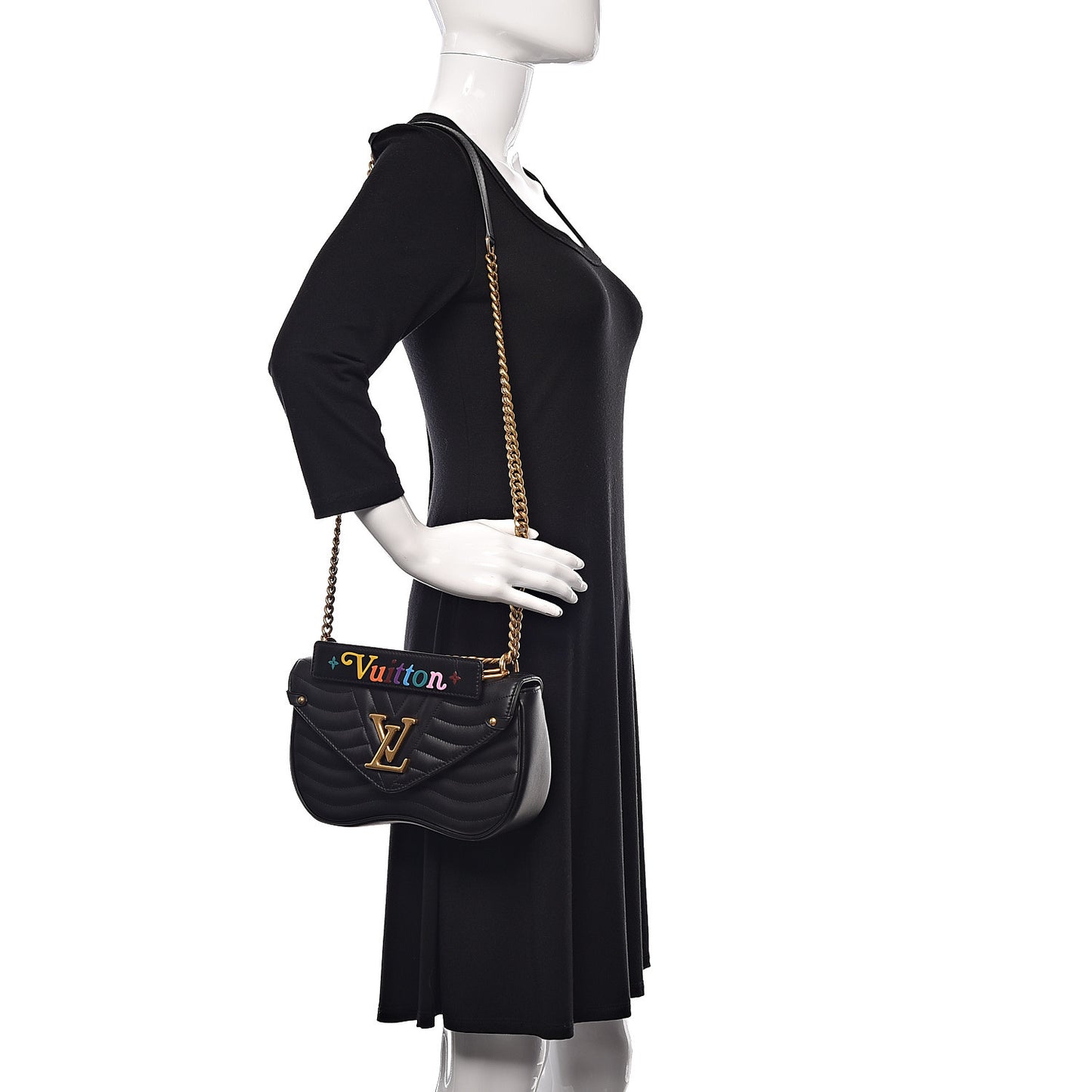 Calfskin New Wave Chain MM Black