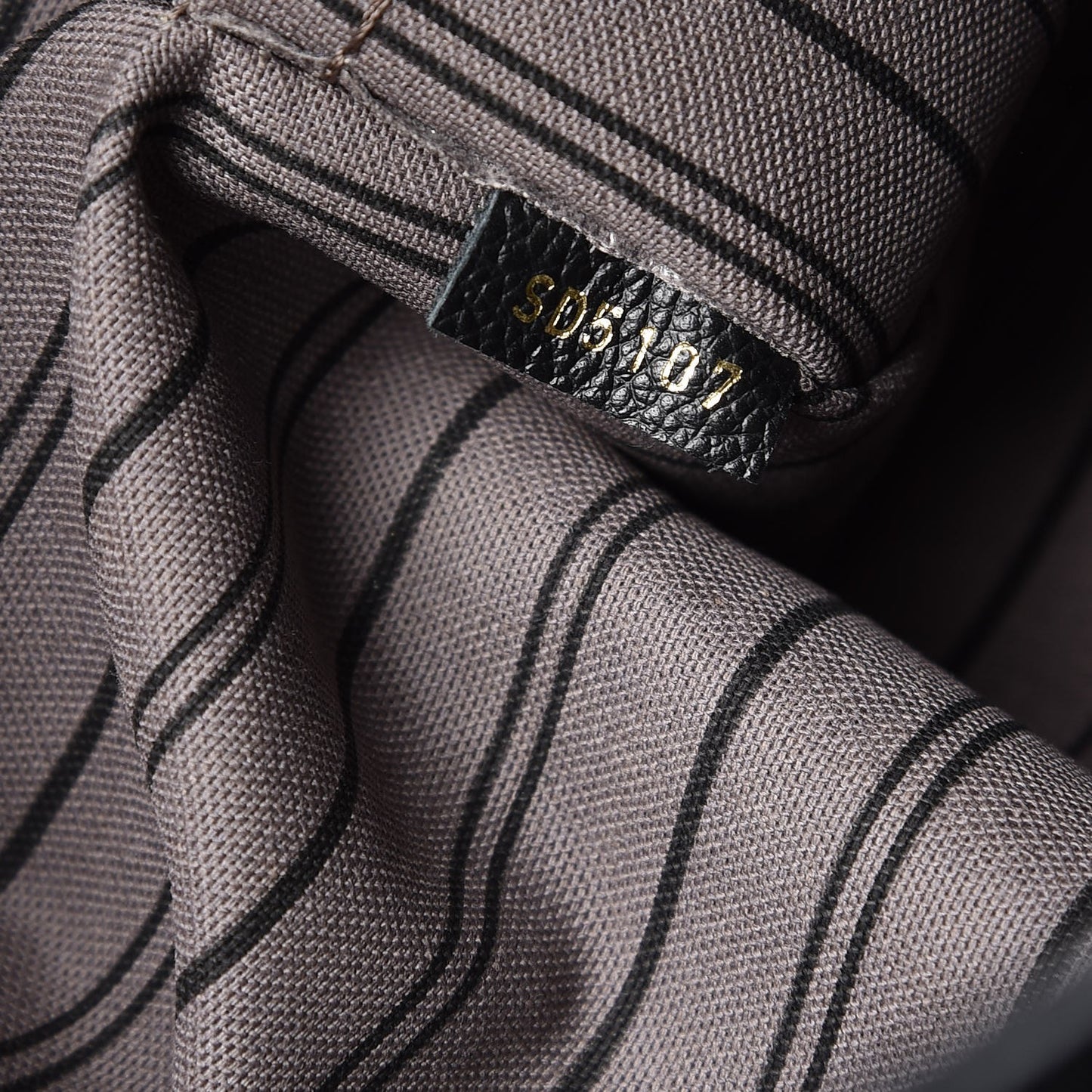 Empreinte Melie Black