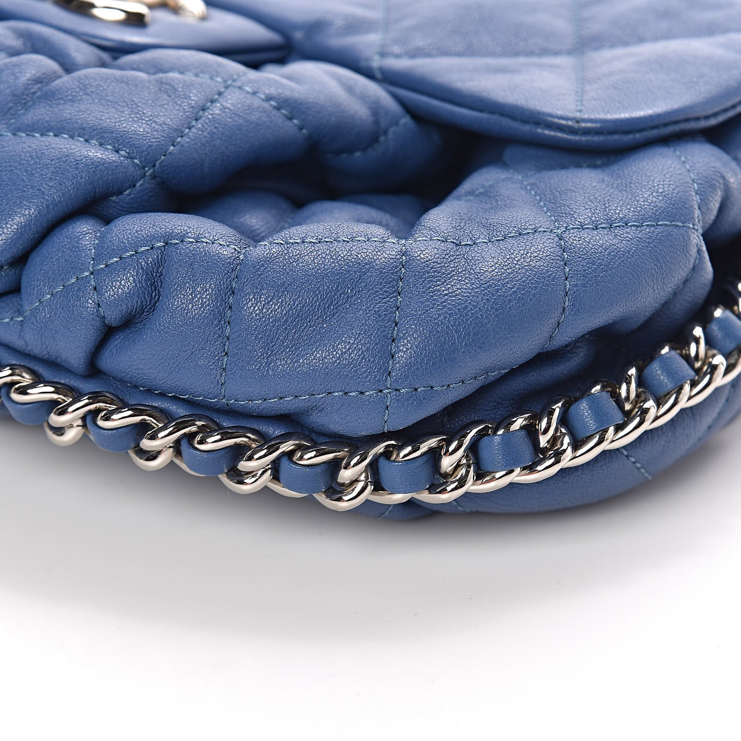 Washed Lambskin Chain Around Medium Messenger Blue