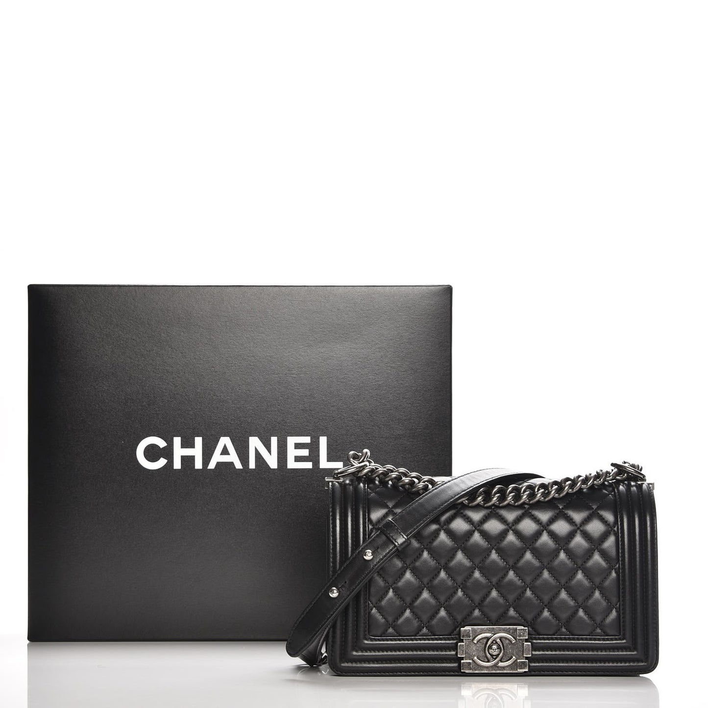 Lambskin Quilted Medium Boy Flap Black
