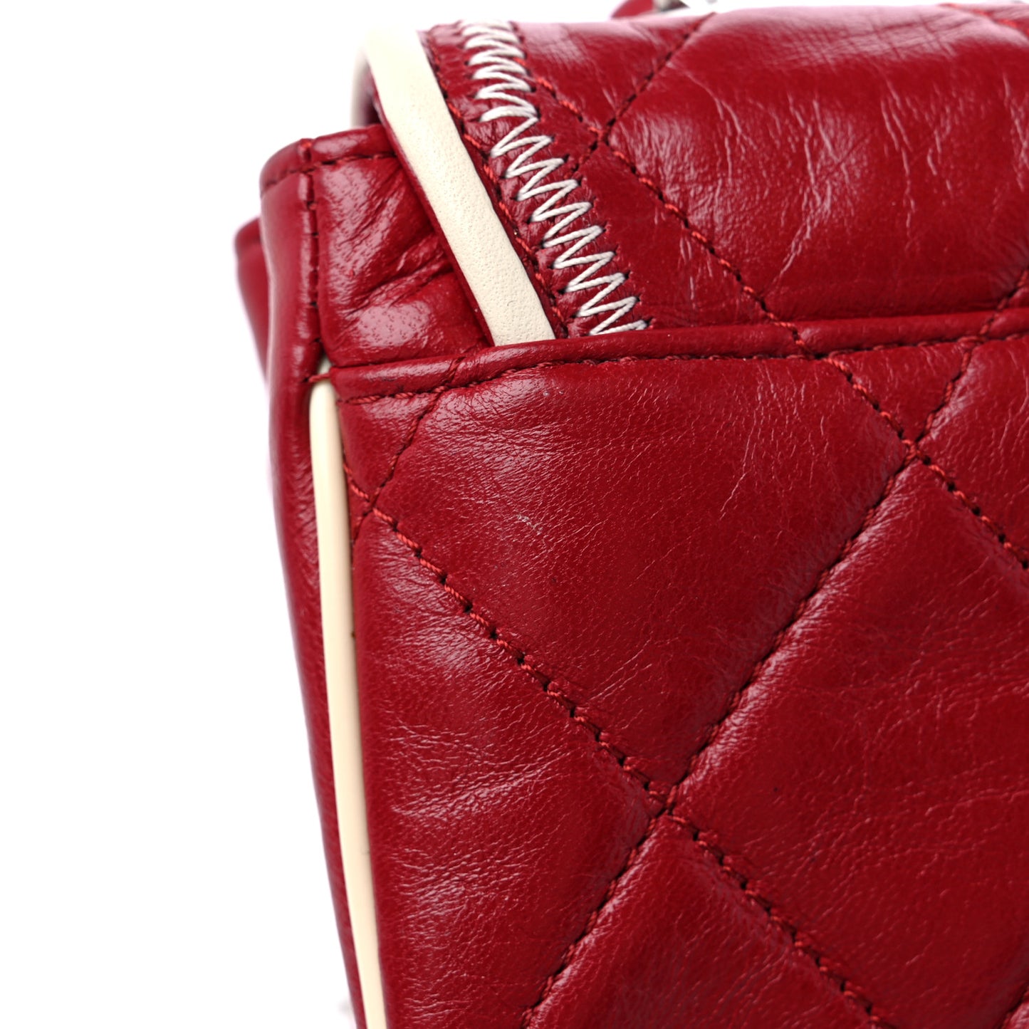 Lambskin Quilted East West Flap Red