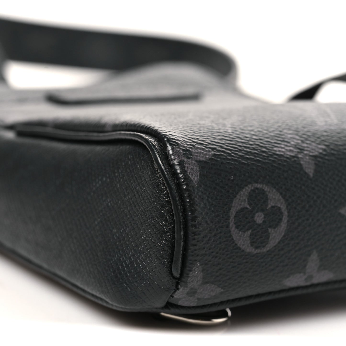 Taigarama Outdoor Slingbag Black