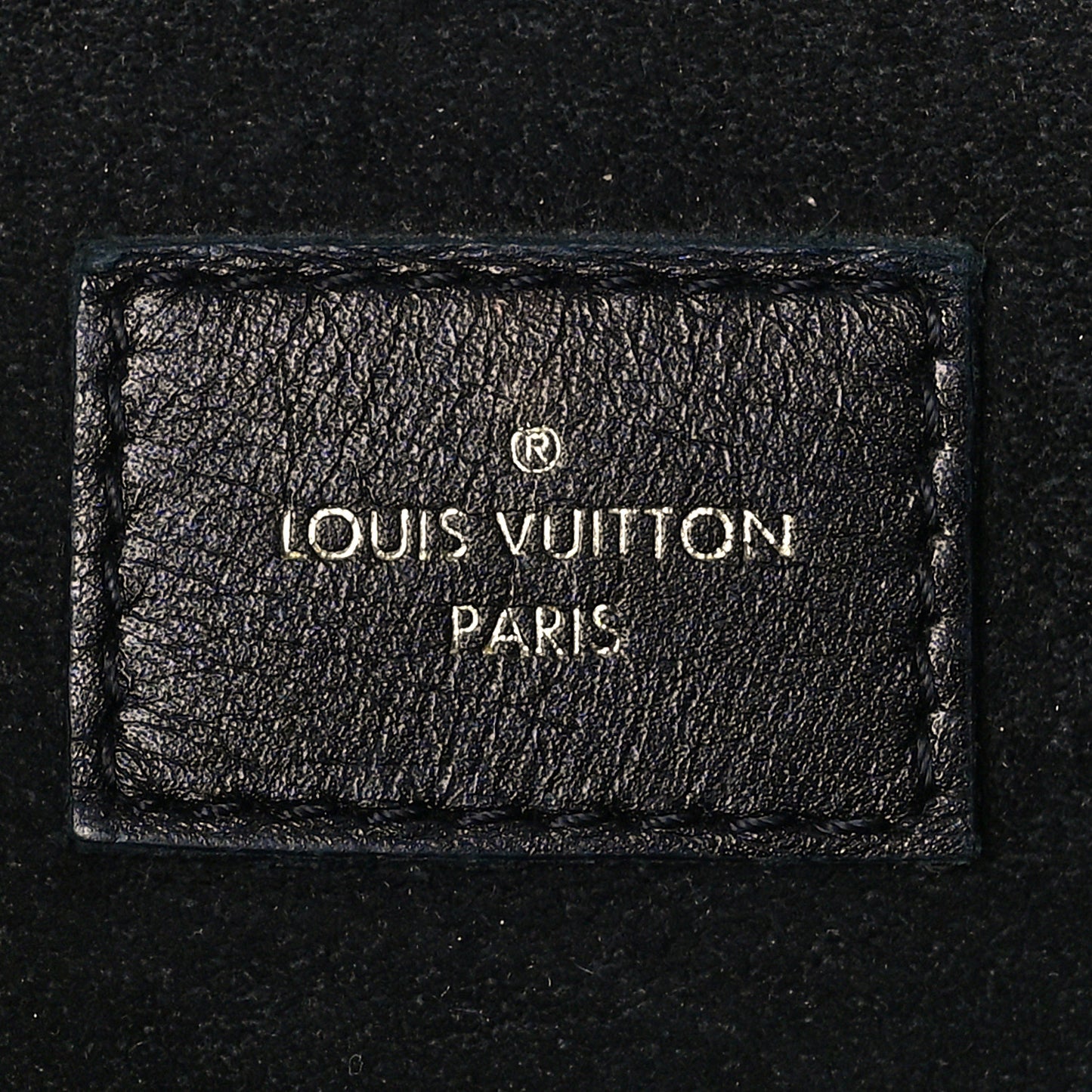 Reverse Monogram Pochette Metis