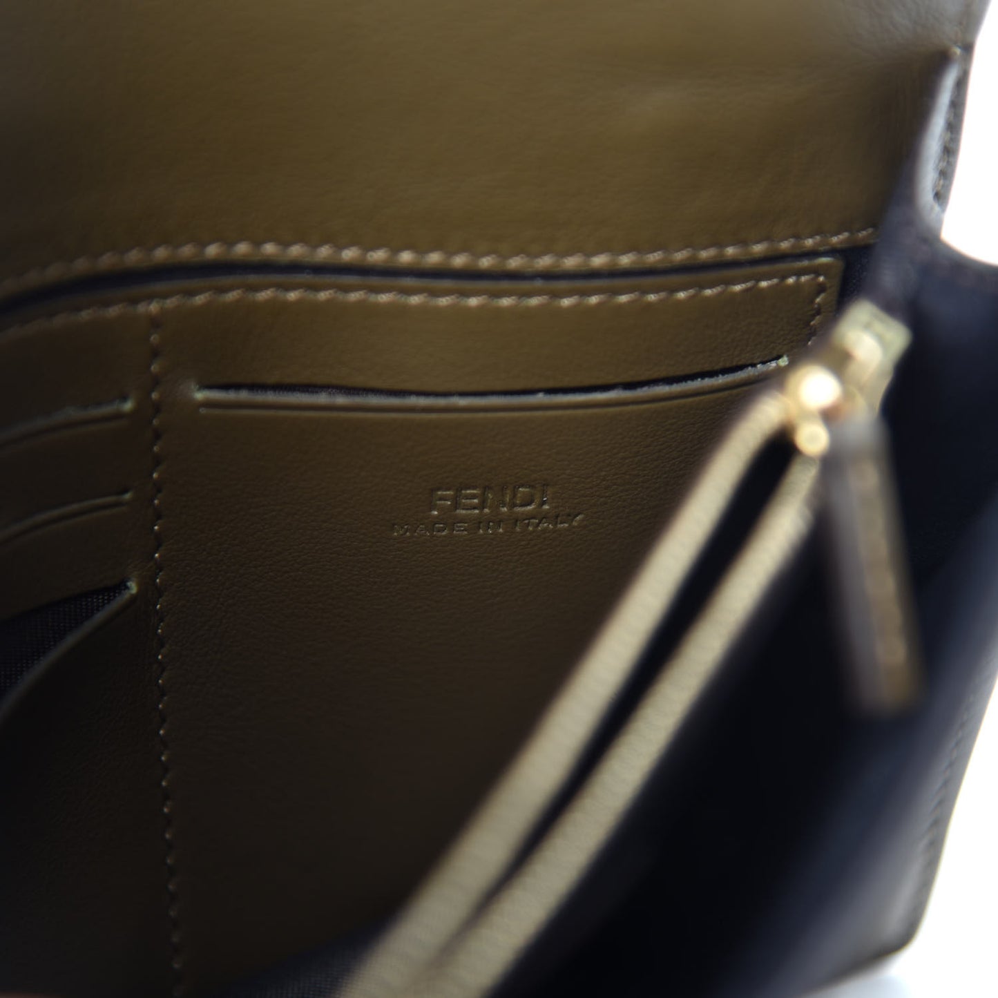 Vitello Grace Matte Kan U Wallet On Chain Wood