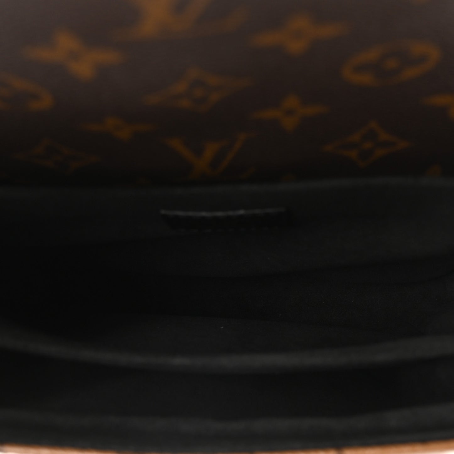 Reverse Monogram Pochette Metis Backpack
