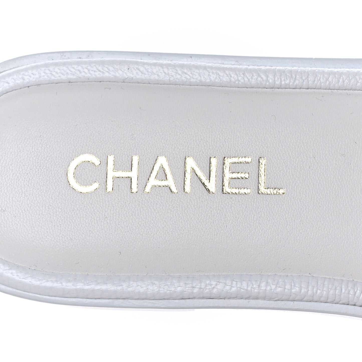 Shiny Goatskin Quilted CC Mules Sandals 40.5 White