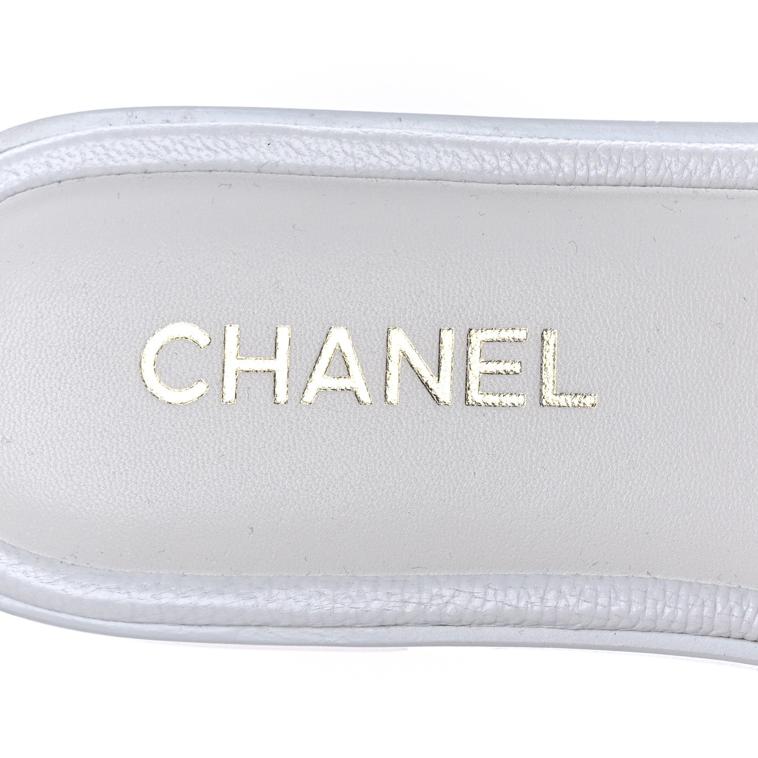 Chanel Shiny Goatskin Quilted CC Mules Sandals 40.5 White 7 of 8