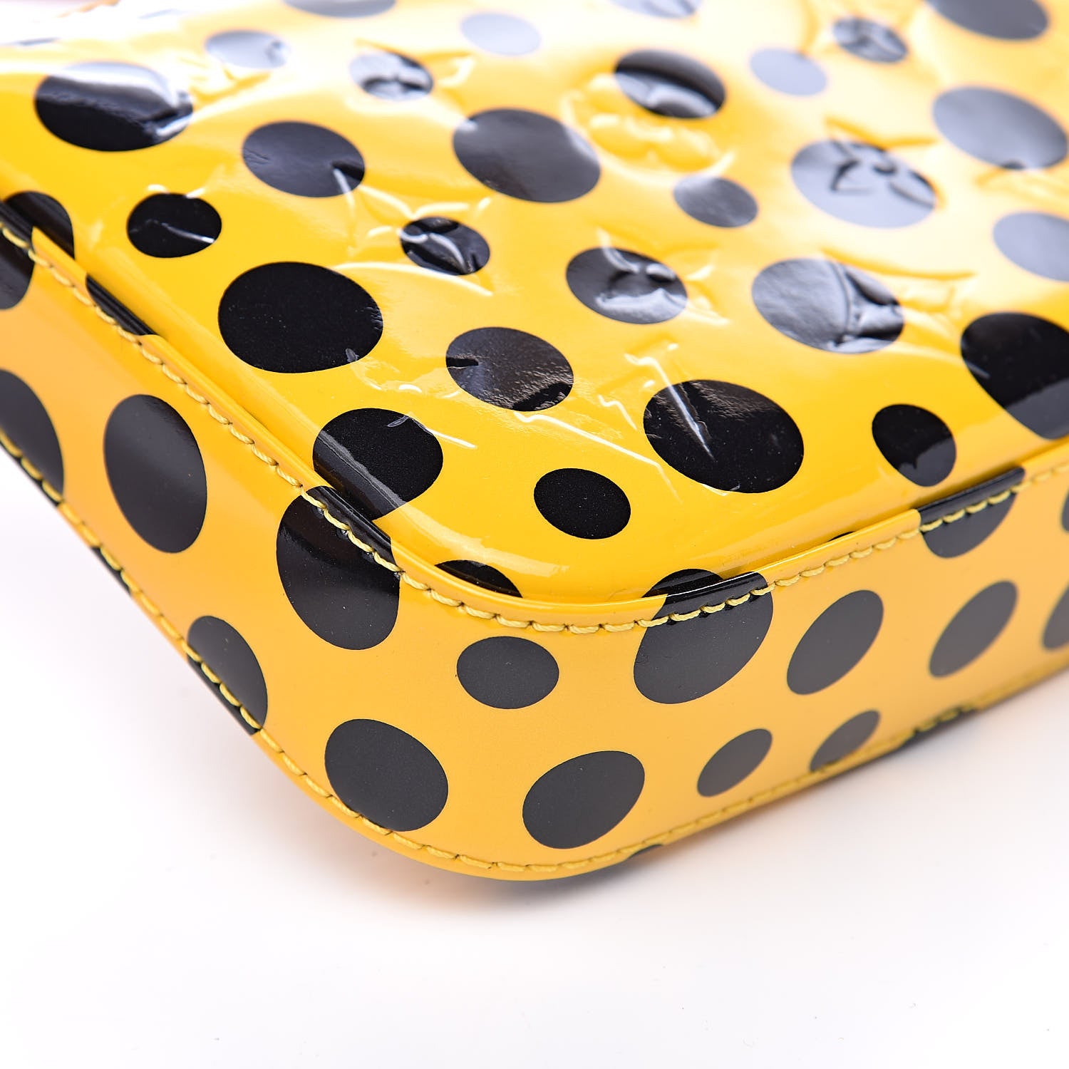 Louis Vuitton Vernis Kusama Infinity Dots Pochette Accessories Yellow 8 of 9