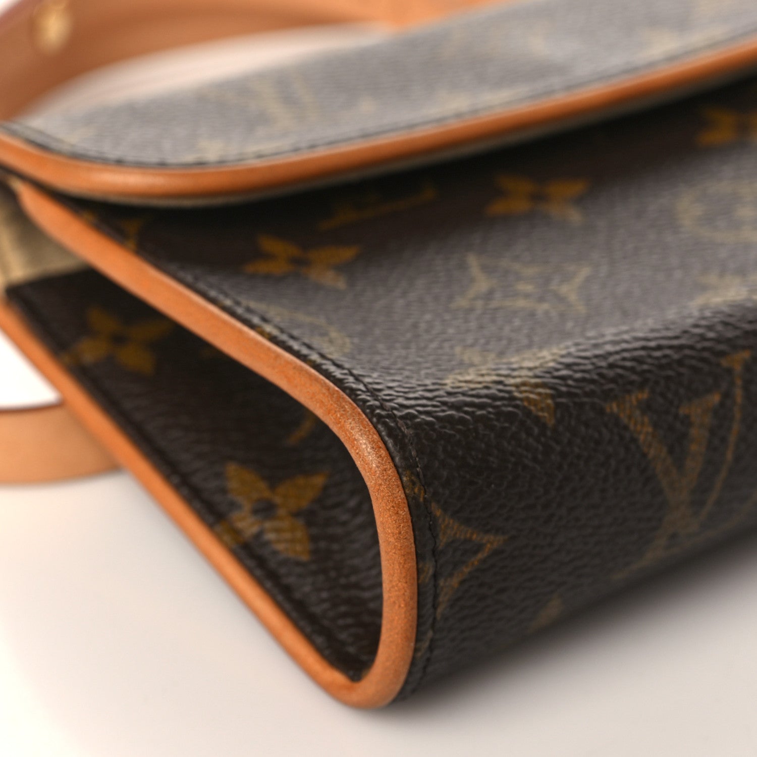 Louis Vuitton Monogram Pochette Florentine XS 8 of 9
