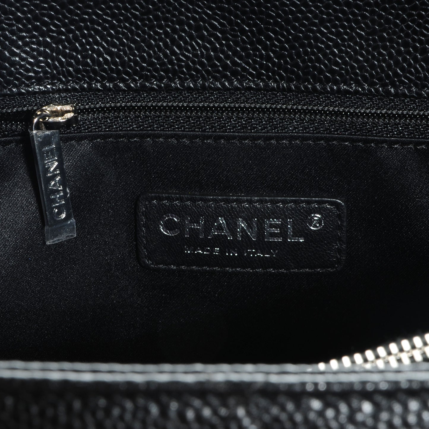 Caviar Grand Shopping Tote GST Black