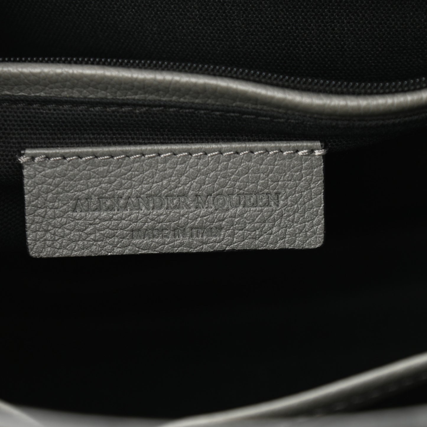 Pebbled Calfskin Small Skull Padlock Zip Around Tote Dark Grey