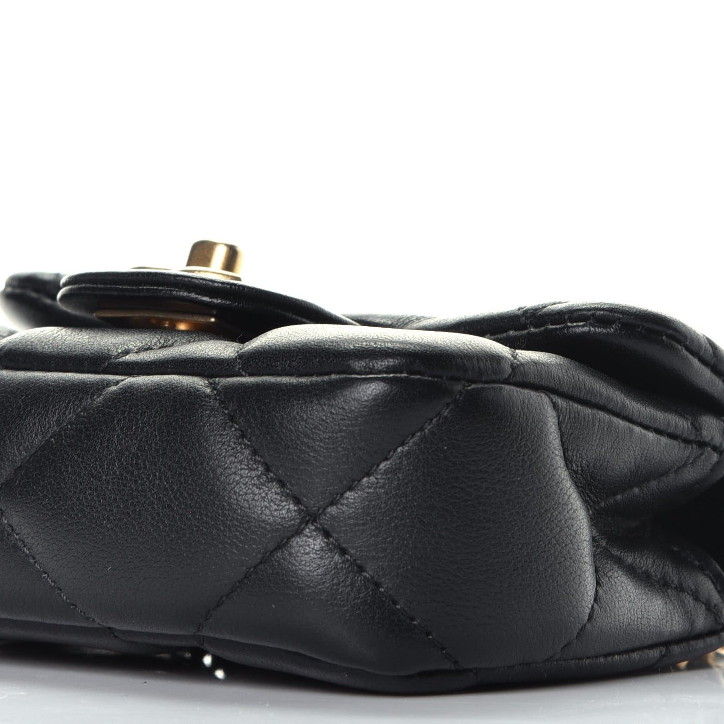 Calfskin Quilted Lady Handle Flap Card Holder With Chain Black