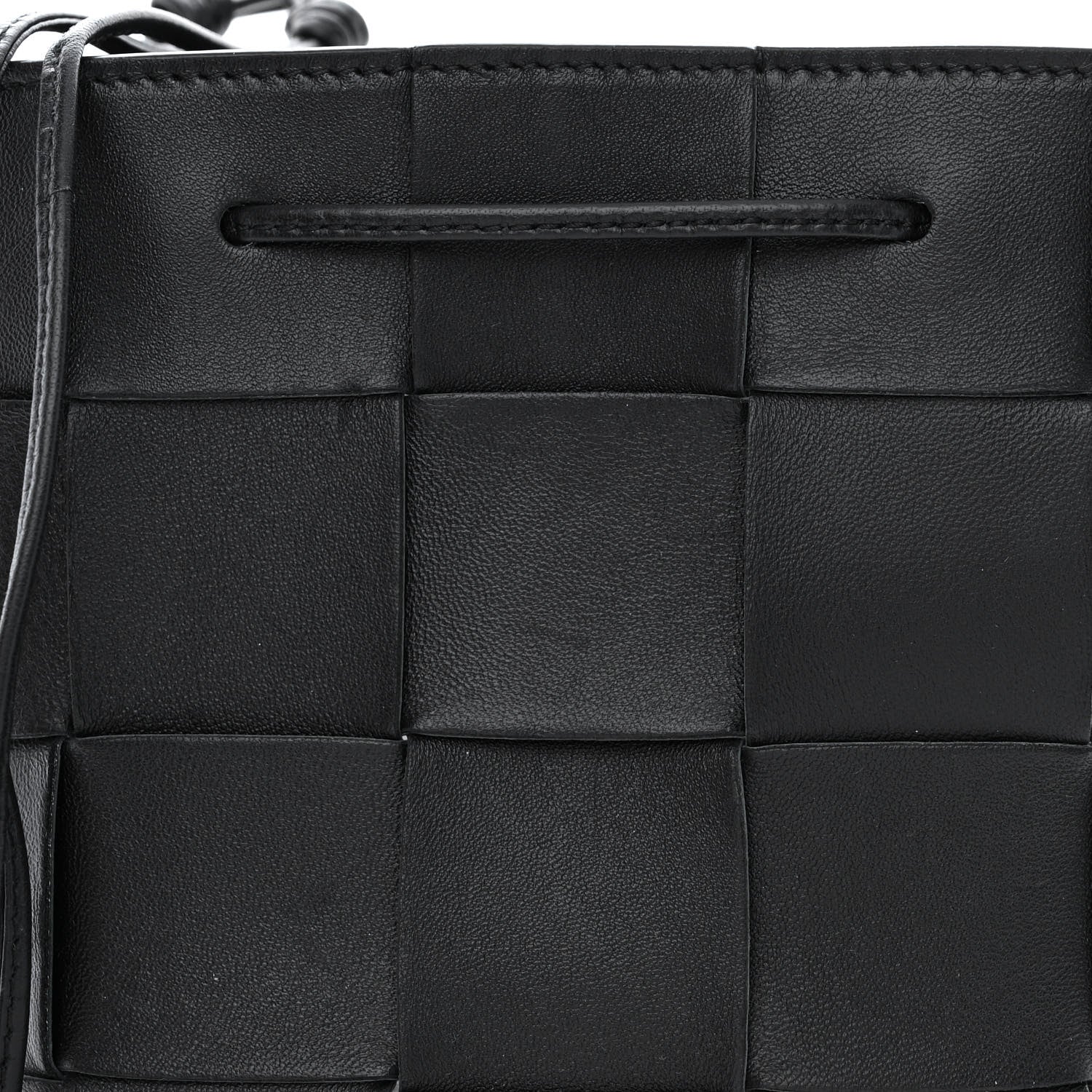 Bottega Veneta Nappa Maxi Intrecciato Small Cassette Bucket Bag Black 7 of 9
