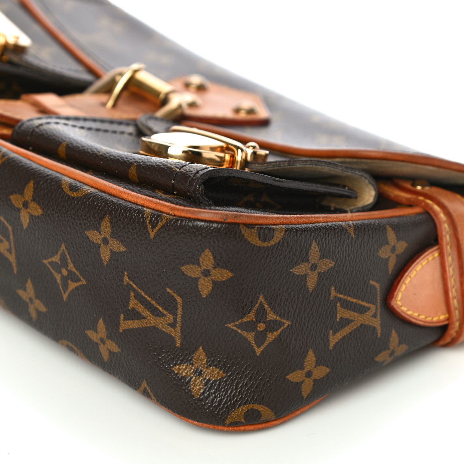 Louis Vuitton Monogram Hudson PM 8 of 39