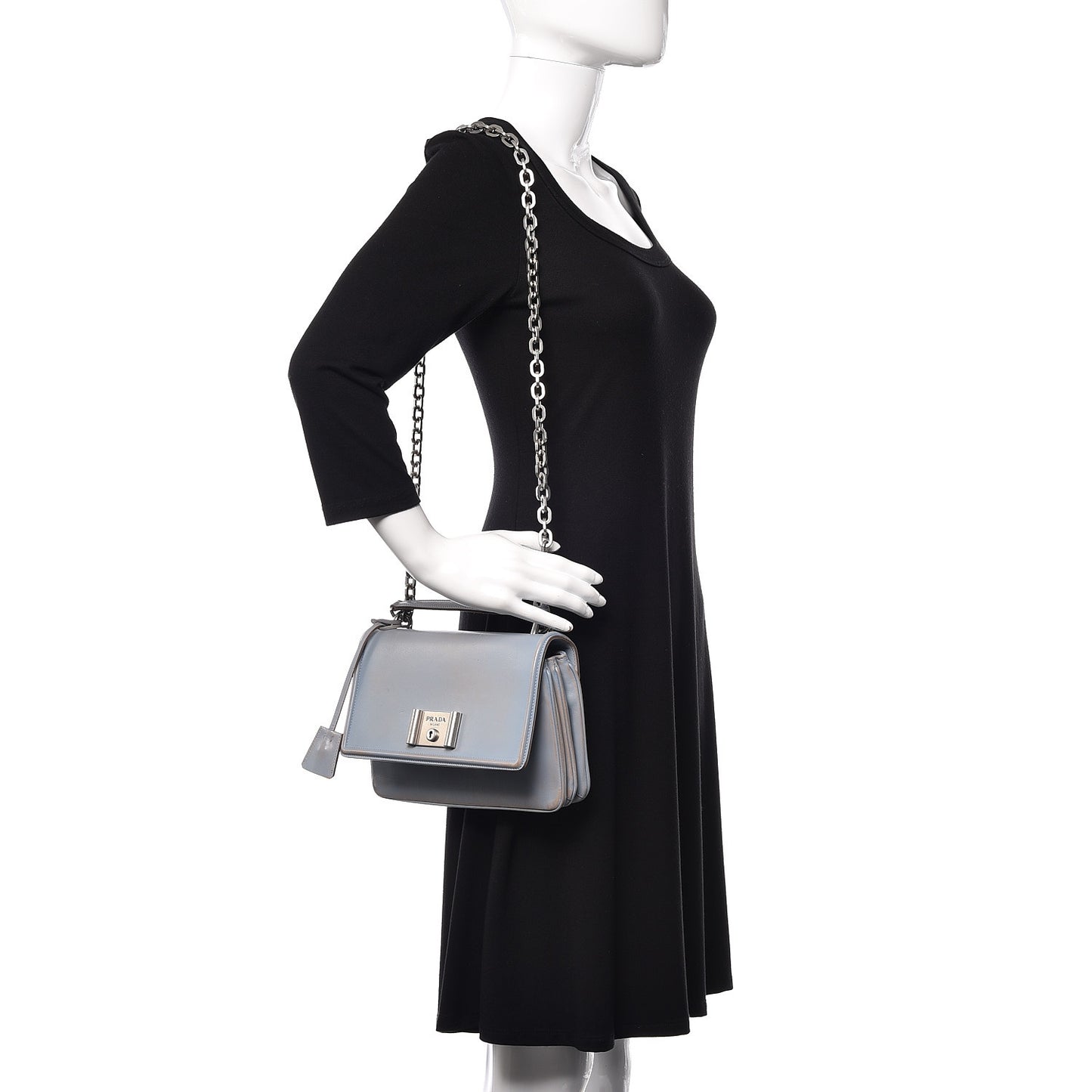 Vitello Vintage Metal Closure Shoulder Bag Light Blue