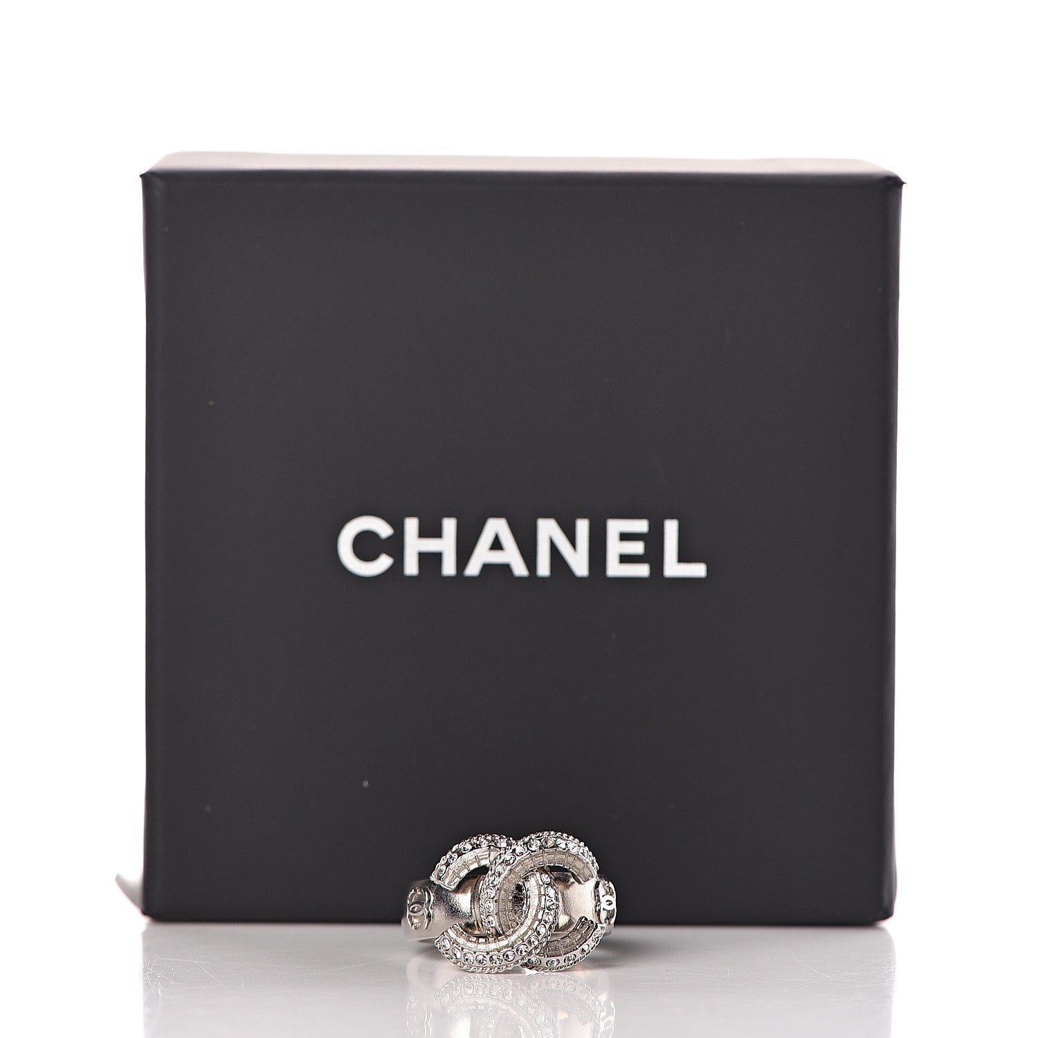 Chanel Crystal CC Ring 6 Gold 7 of 7