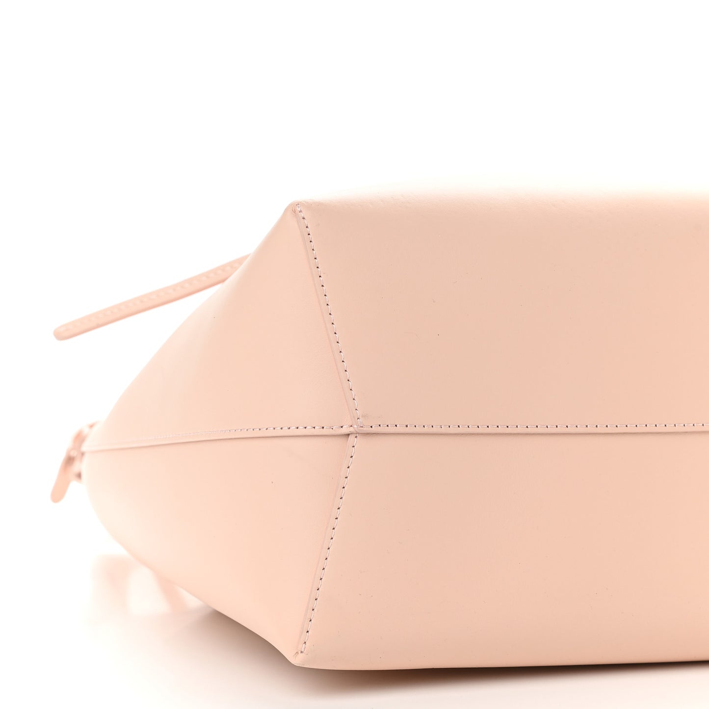 Calfskin Bucket Bag Rosa