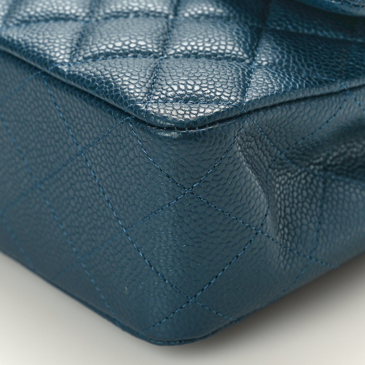 Pearly Caviar Quilted Medium Double Flap Blue