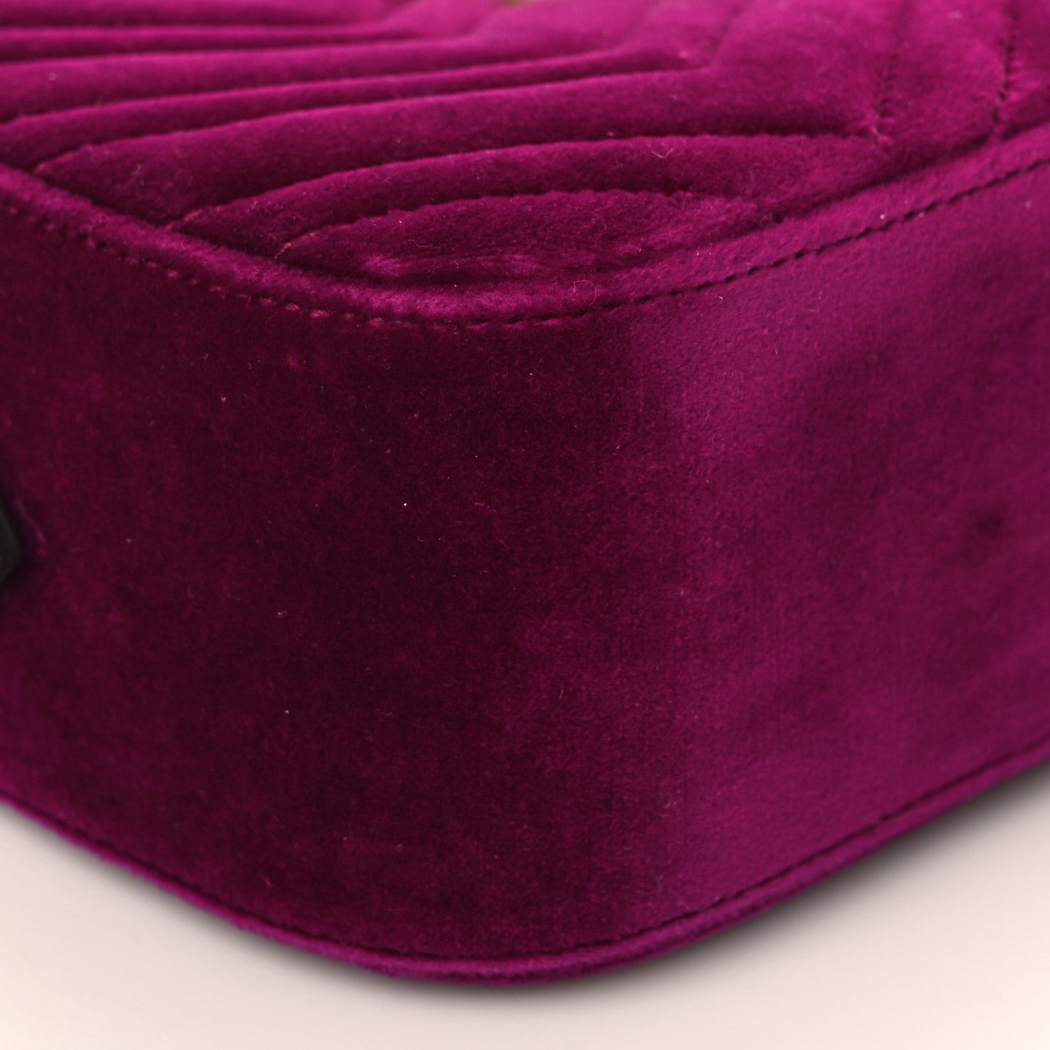 Gucci Velvet Matelasse Small GG Marmont Chain Shoulder Bag Fuchsia Violet Cyclamen 8 of 9