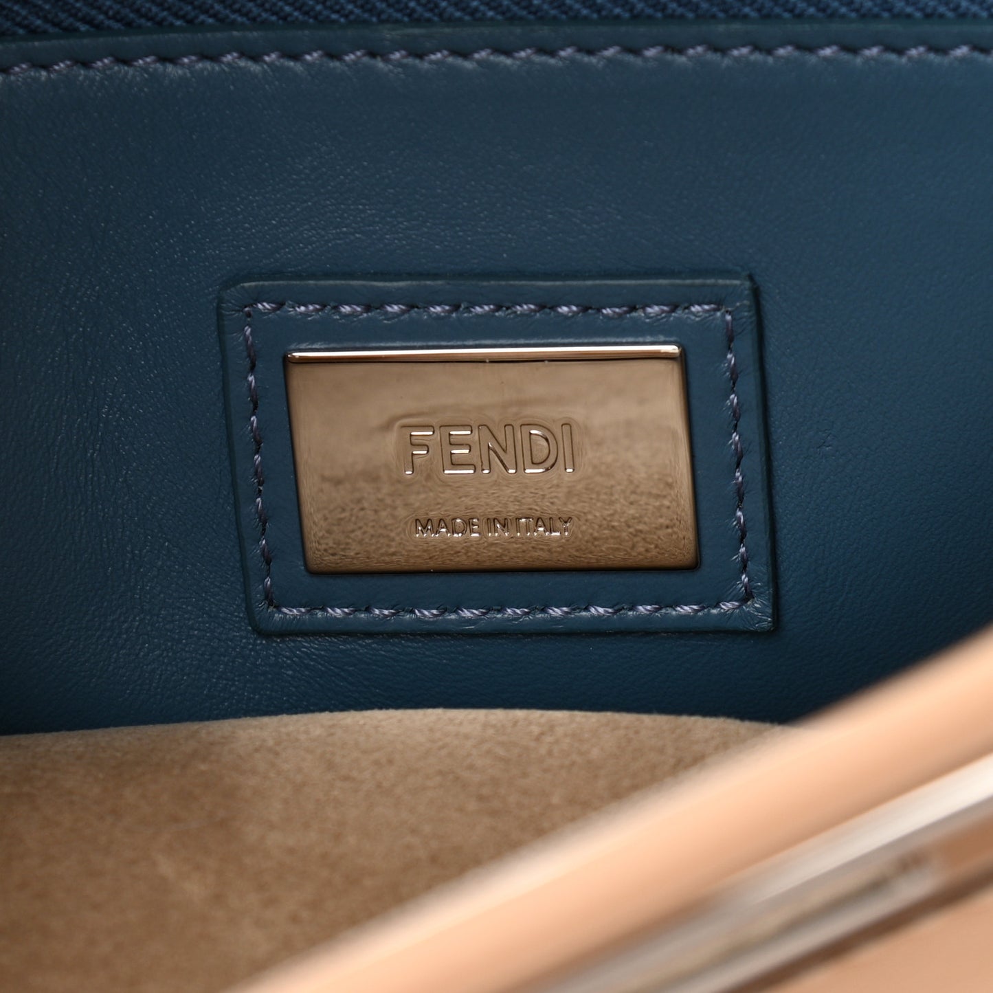 Vitello Seta Nappa Ribbon Medium Peekaboo Iconic Satchel Cuoio Tempesta