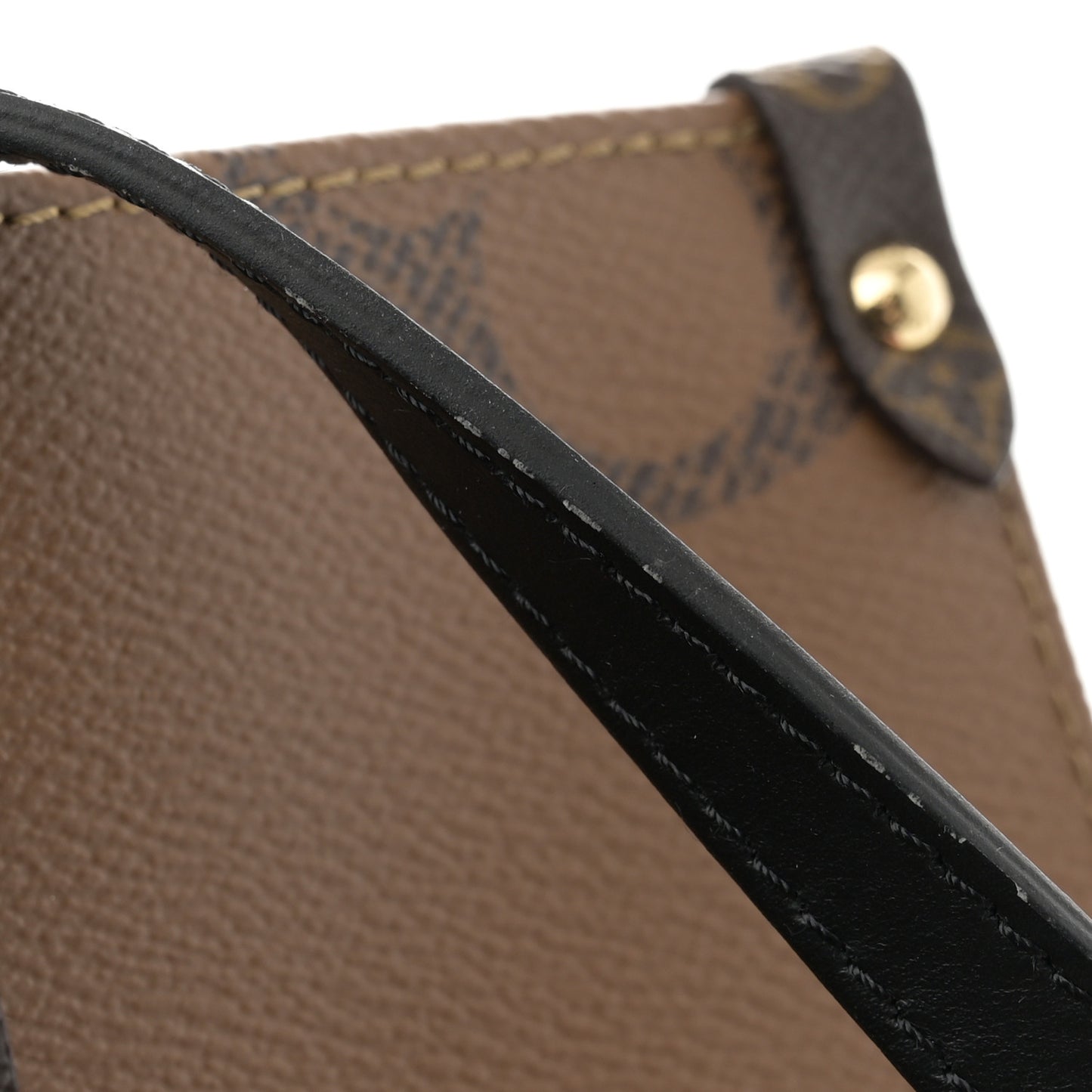 Reverse Monogram Giant Onthego MM