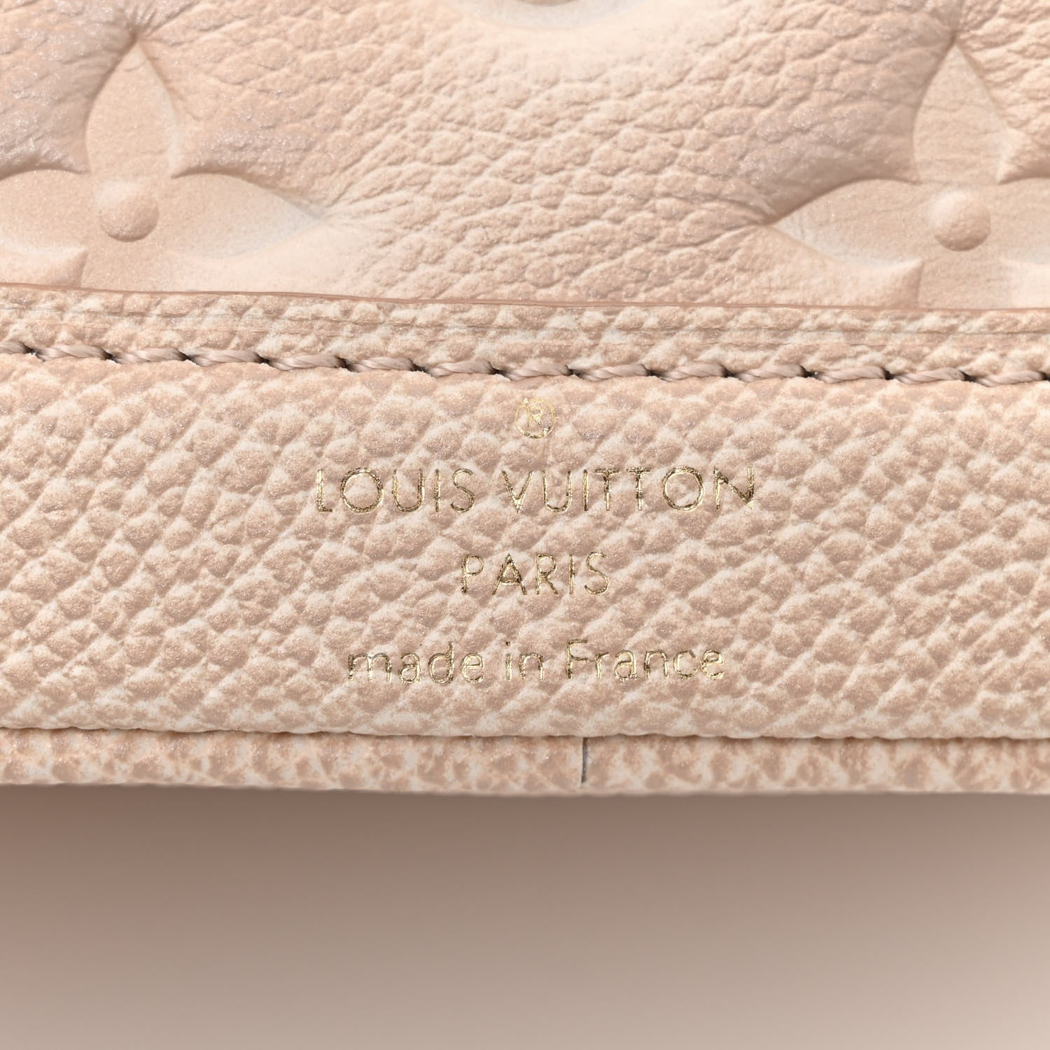 Louis Vuitton Empreinte Monogram Summer Stardust Nano Noe Beige Clair 6 of 9
