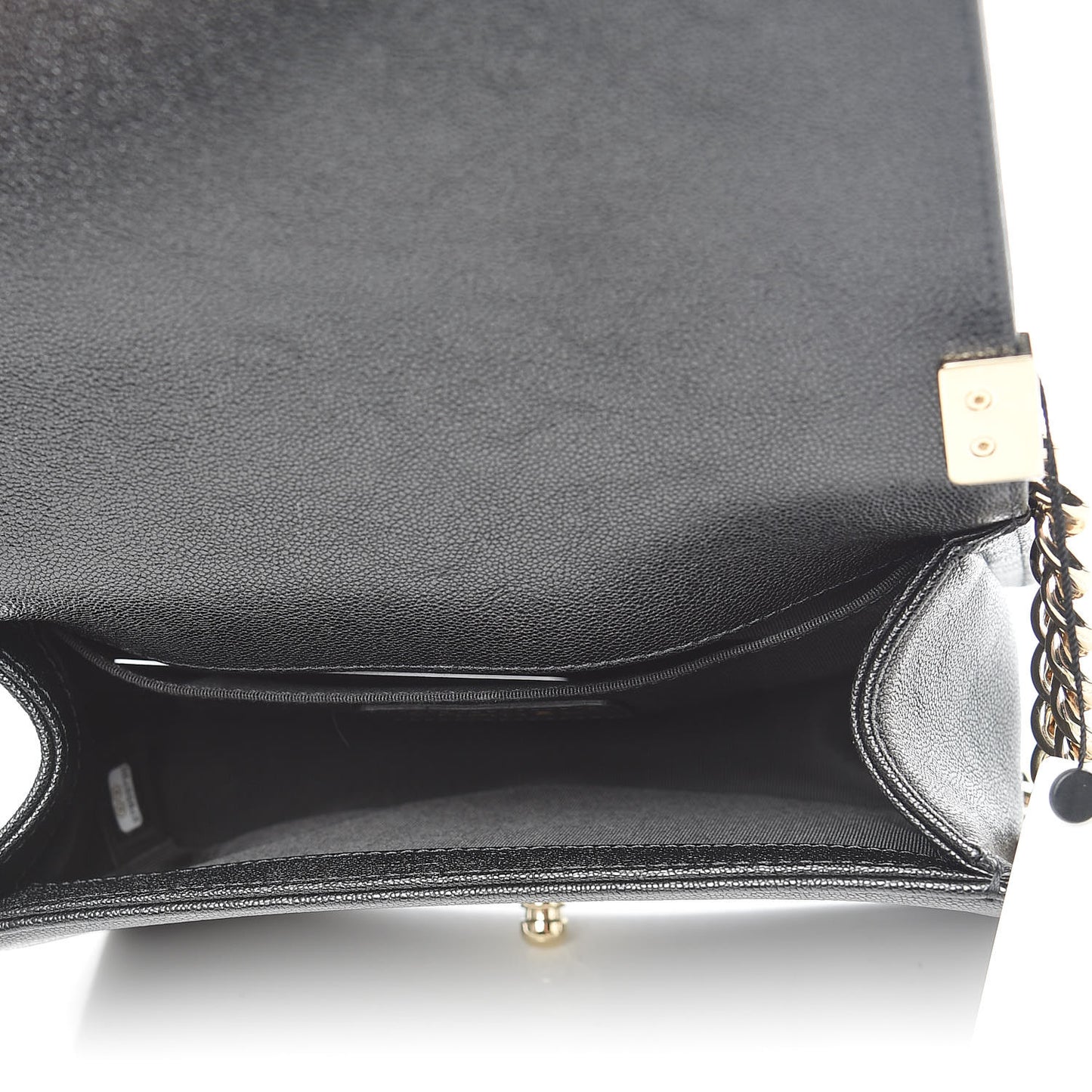 Caviar Chevron Quilted Small Boy Flap Black