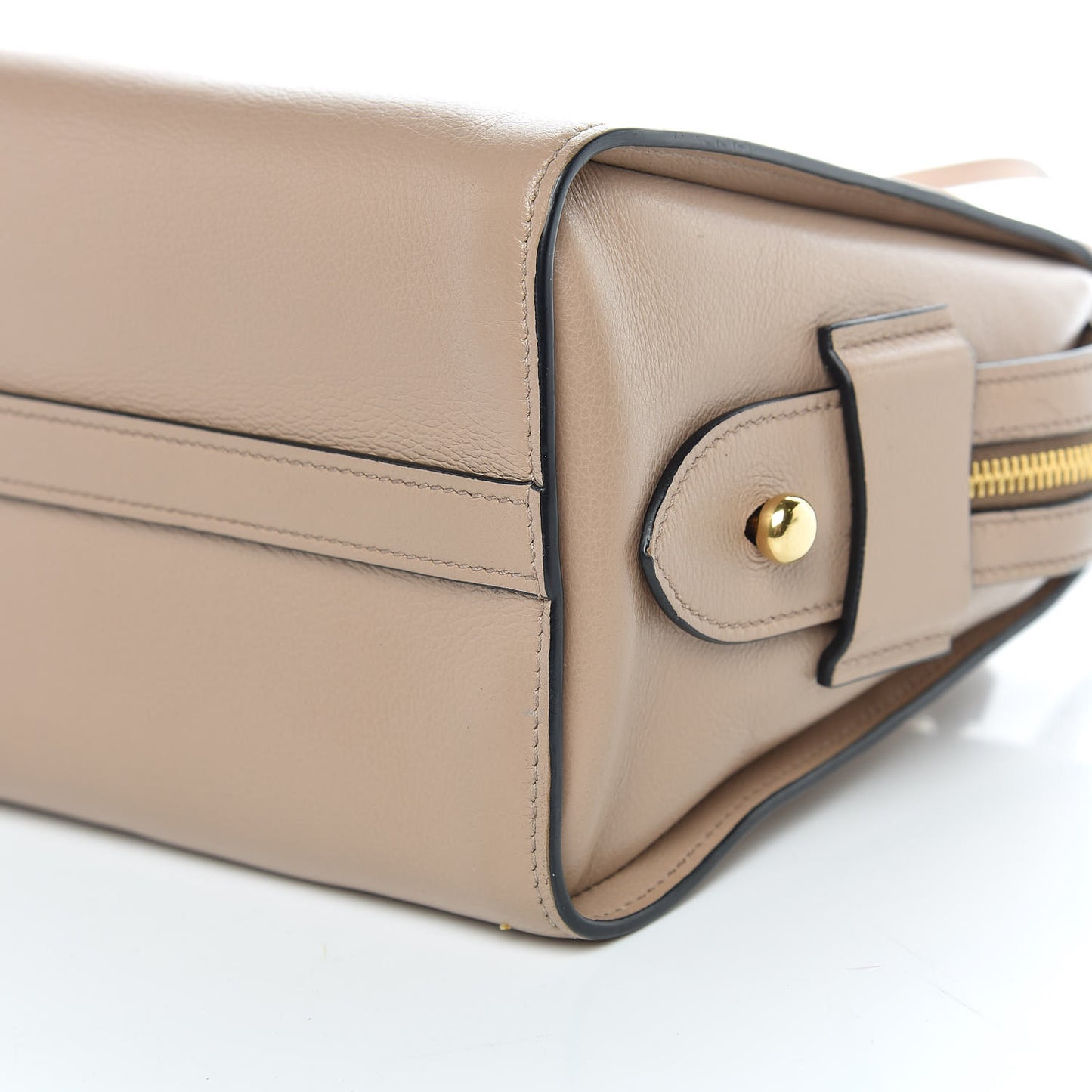 Glace Calfskin Shoulder Bag Cammeo