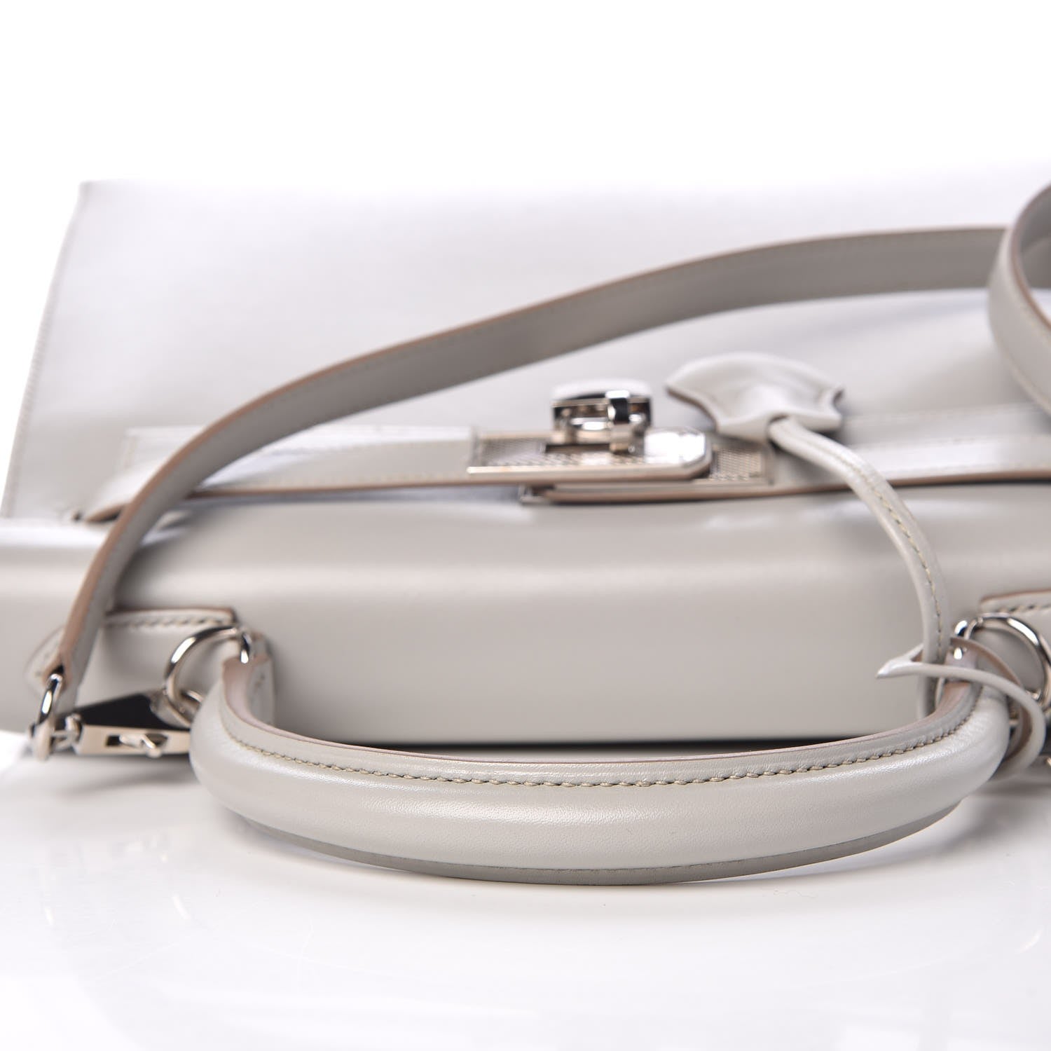 Hermes Tadelakt Kelly Sellier Guilloche 28 Gris Perle 11 of 36