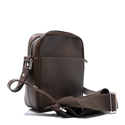 Louis Vuitton Taiga Dimitri Grizzli 3 of 11
