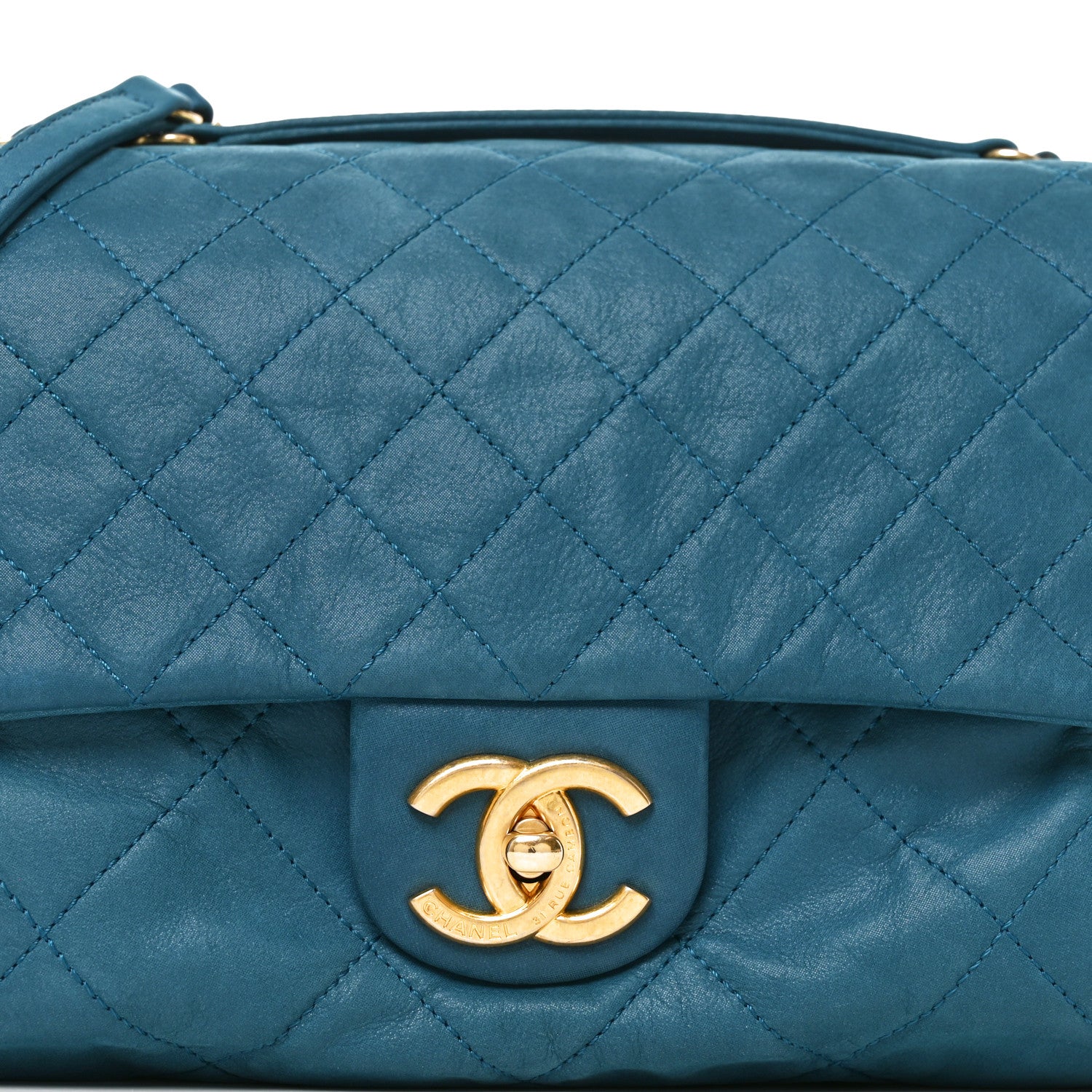 Chanel Iridescent Calfskin Large Chic Quilt Flap Blue 8 of 10