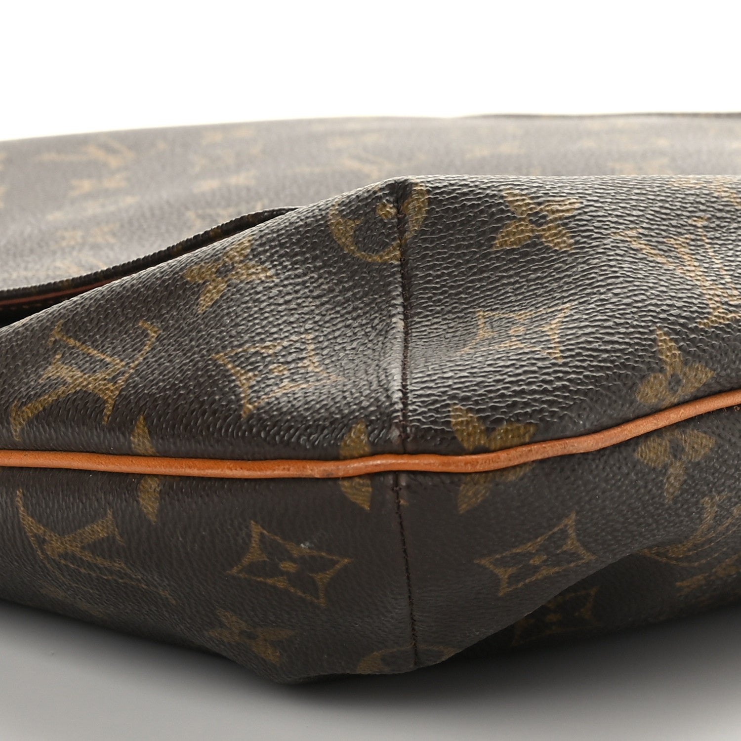 Louis Vuitton Monogram Musette GM 7 of 10