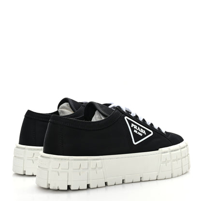 Prada Re-Nylon Gabardine Triangle Logo Double Wheel 50mm Sneakers 39.5 Black 4 of 7