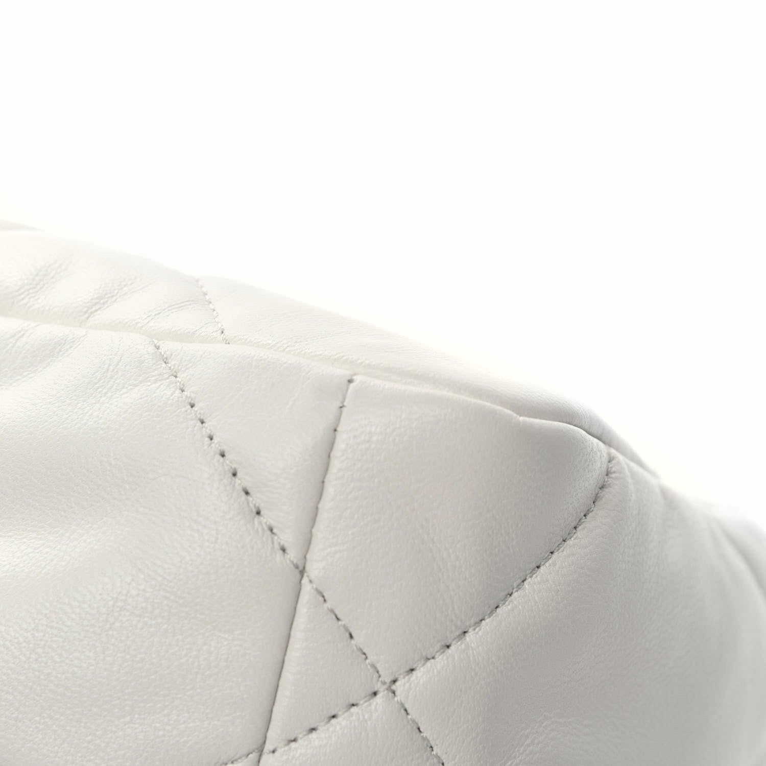 Chanel Goatskin Quilted Medium 19 Flap White 17 of 17