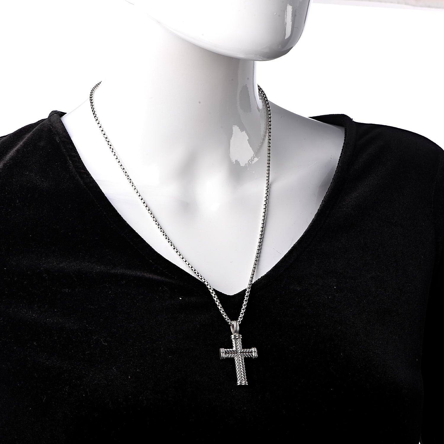 David Yurman Sterling Silver Chevron Cross Pendant Necklace 2 of 5