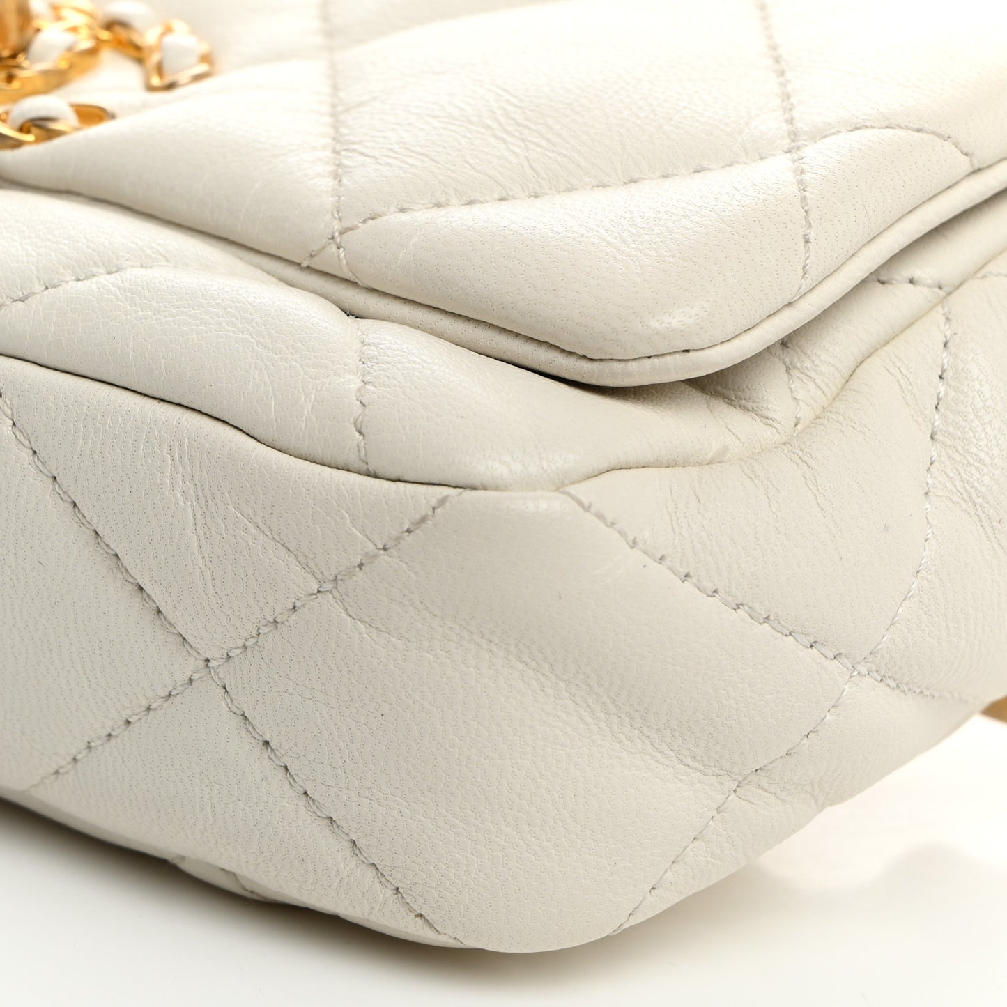 Goatskin Quilted Chanel 19 Waist Bag White