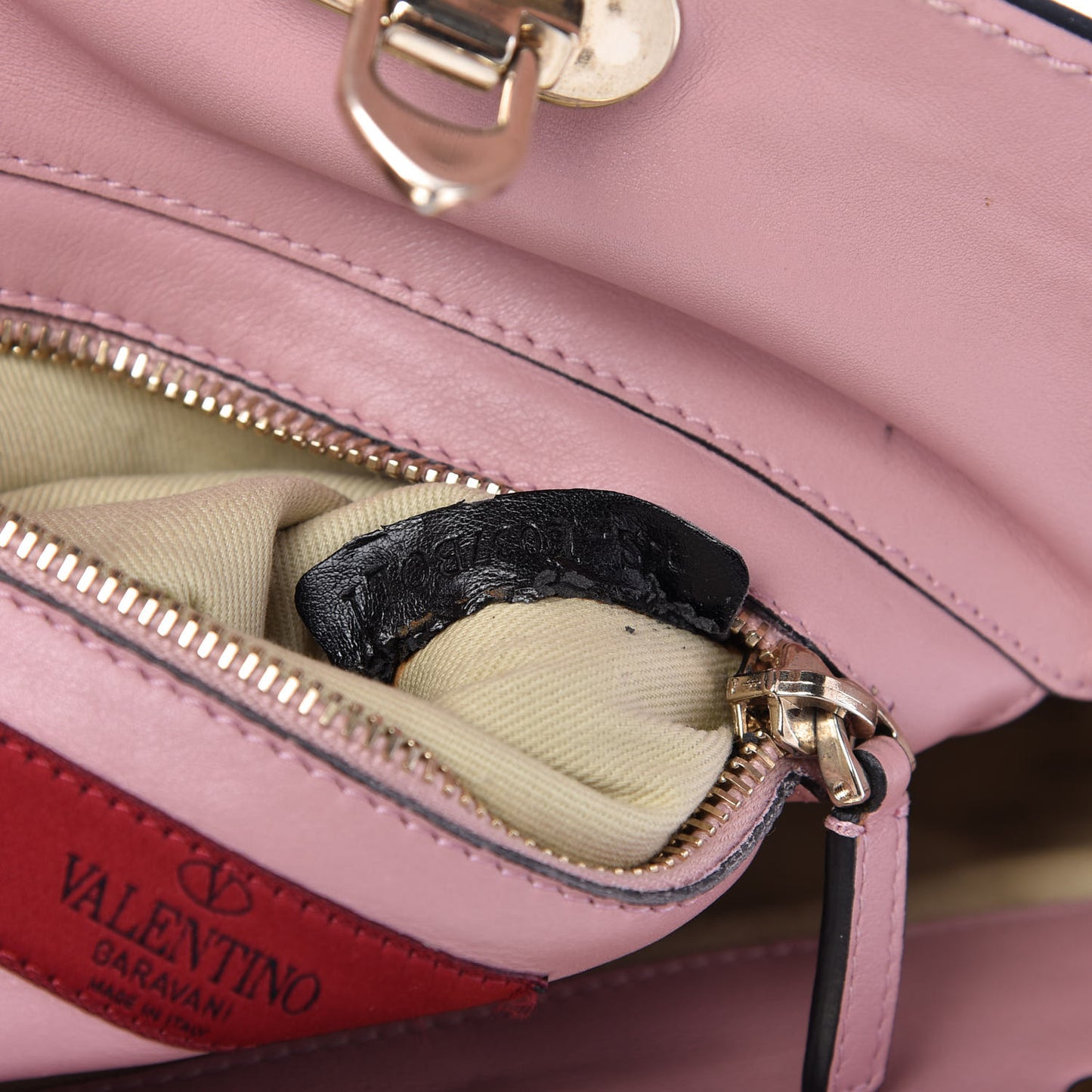 Vitello Small Rockstud Tote Pop Gardenia