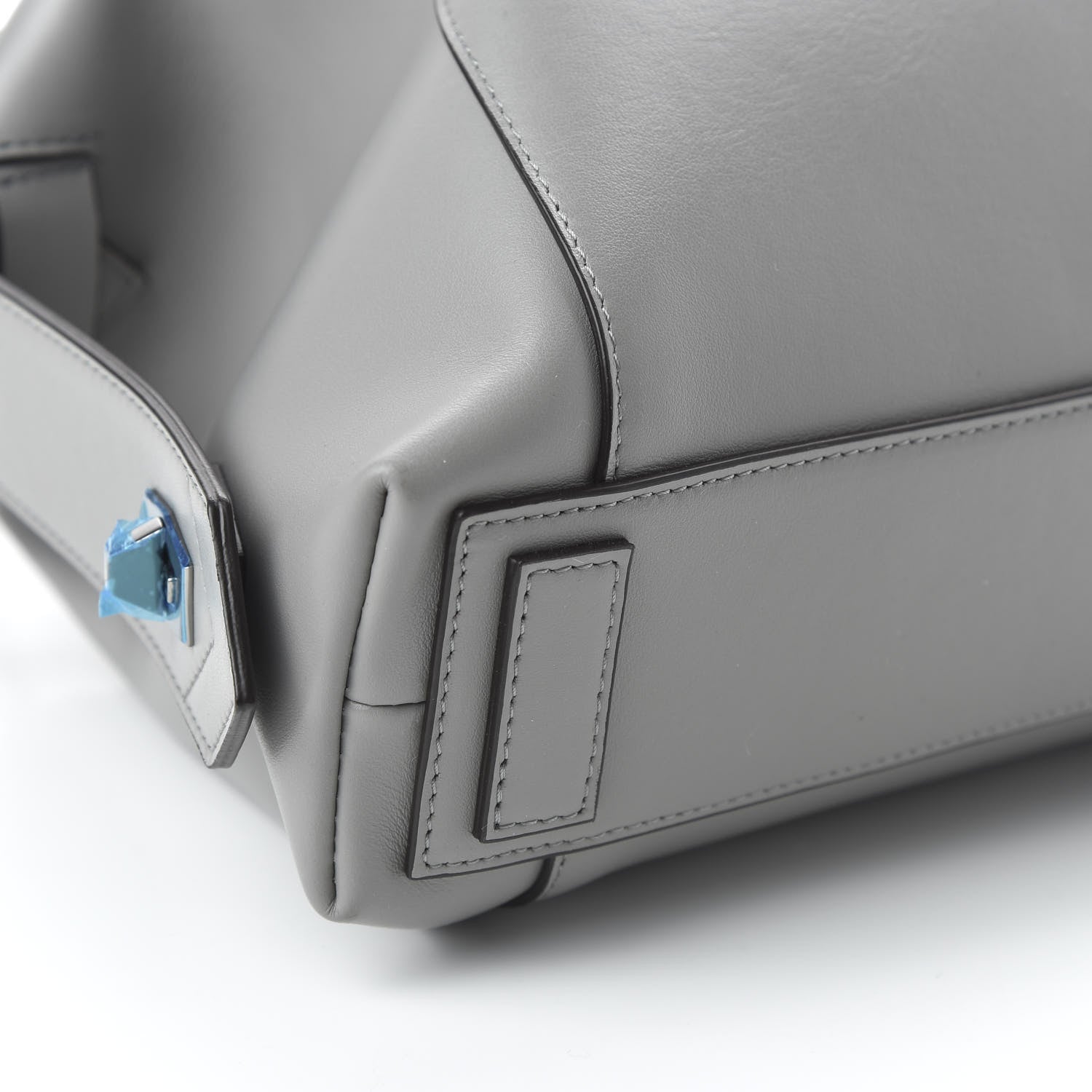 Givenchy Soft Calfskin Small Antigona Pearl Grey 6 of 9