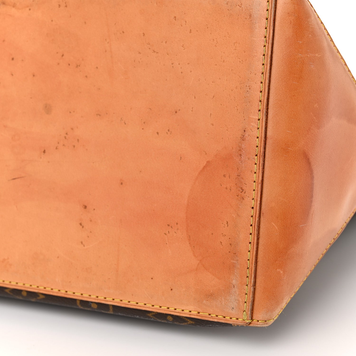 Louis Vuitton Monogram Cabas Mezzo 22 of 25