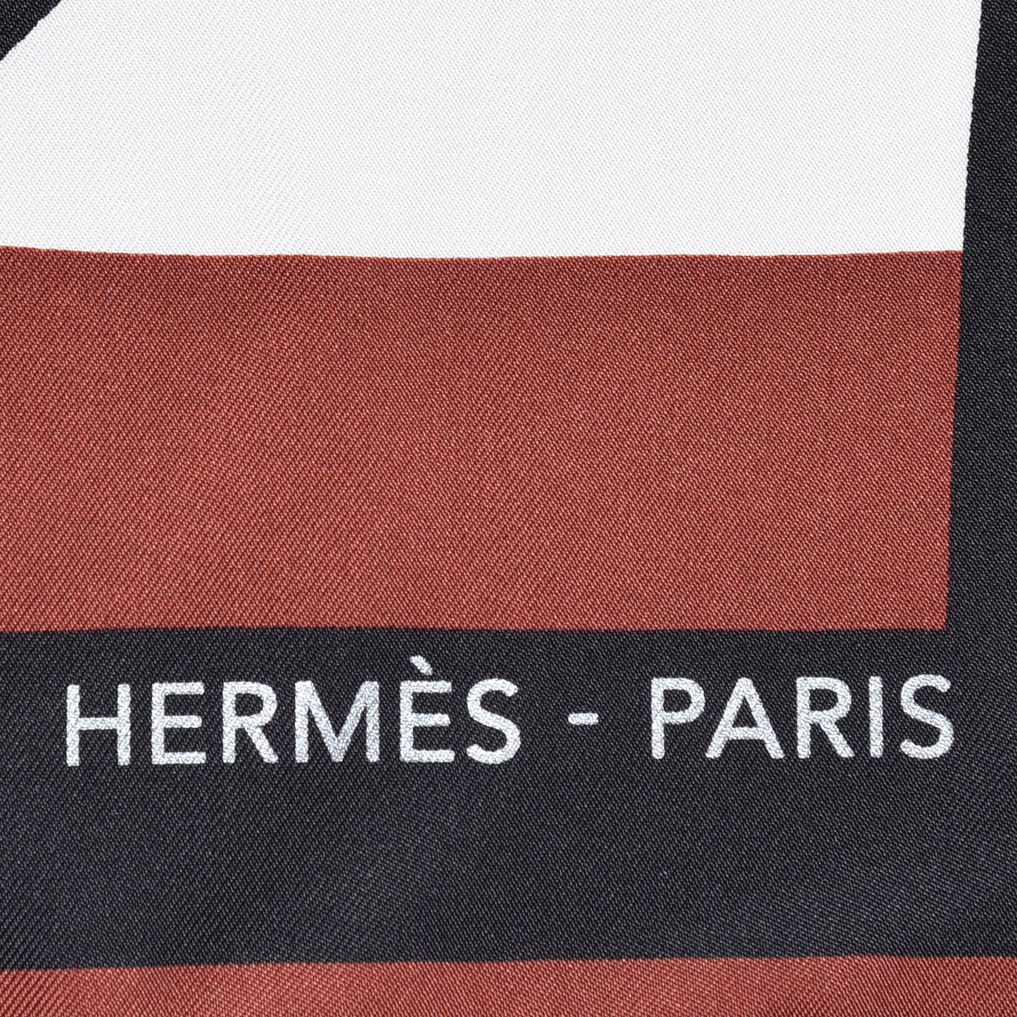 Silk Lettres Au Carre Scarf 90 Blanc Casse Black Marron