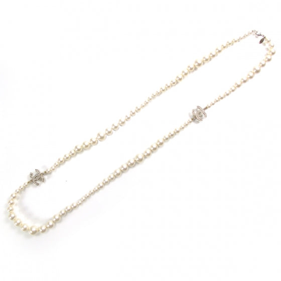 Chanel Classic 35 Graduated Pearl Necklace 1 of 5