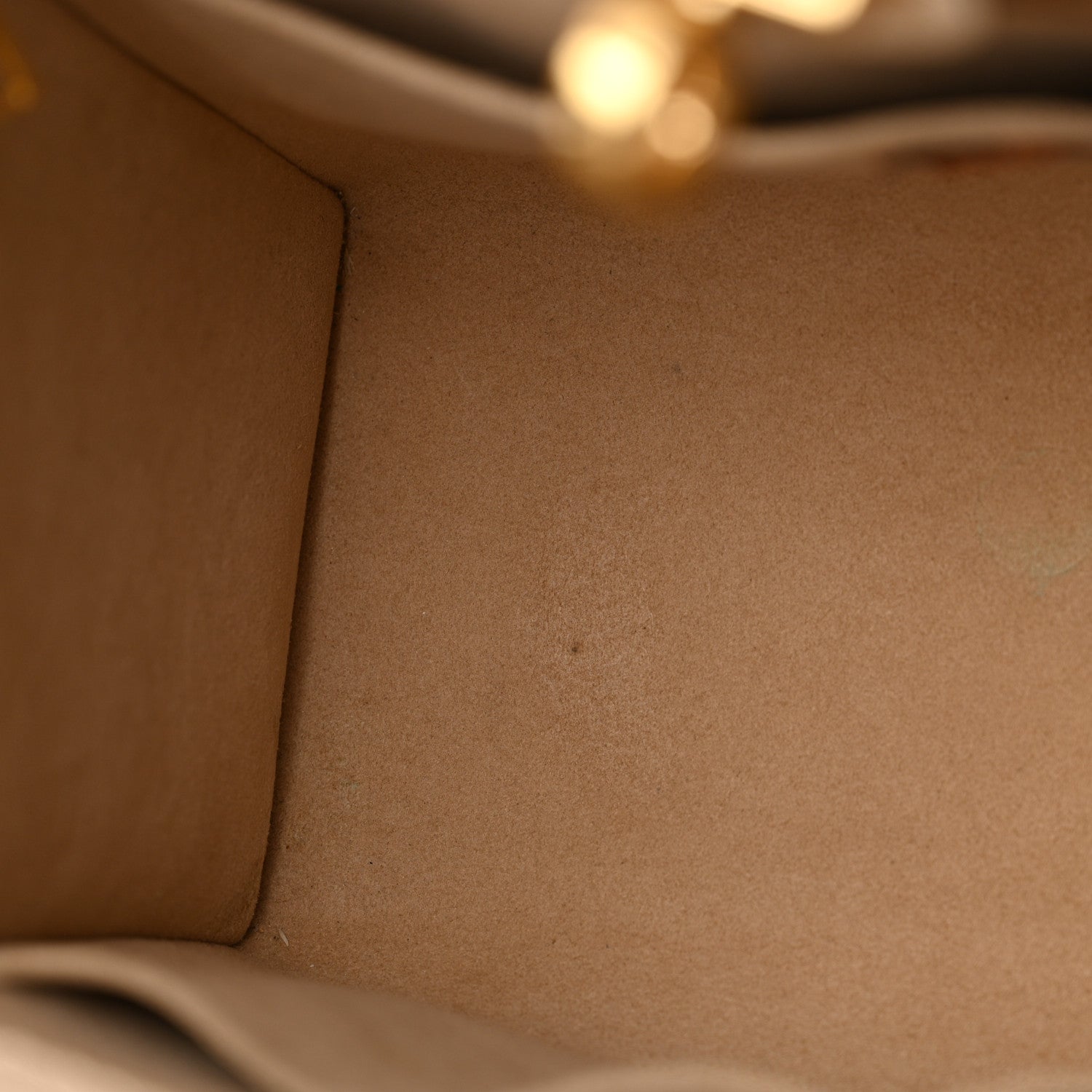 Louis Vuitton Calfskin Monogram Tufting On My Side Galet 12 of 14