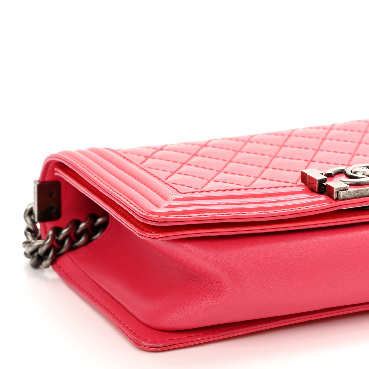 Patent Calfskin Enamel Quilted Medium Boy Flap Dark Pink