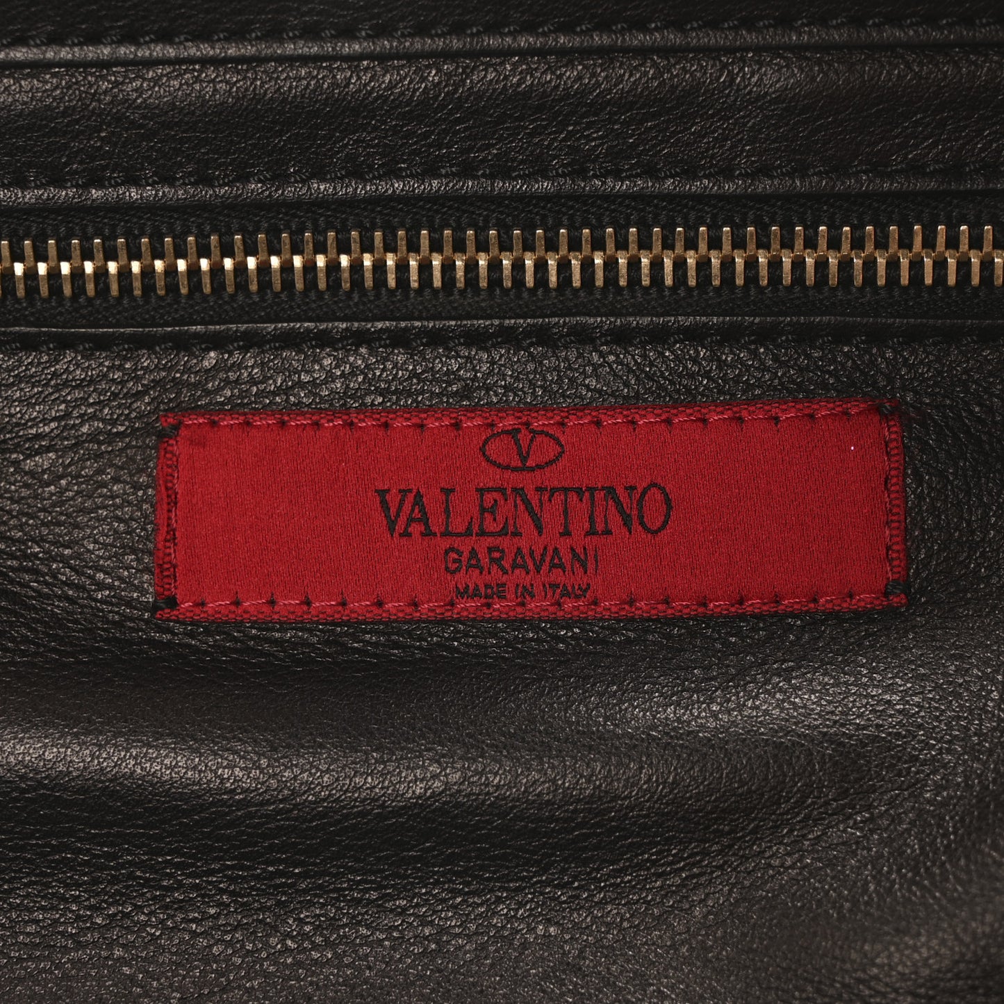 Vitello Small Rockstud Tote Black