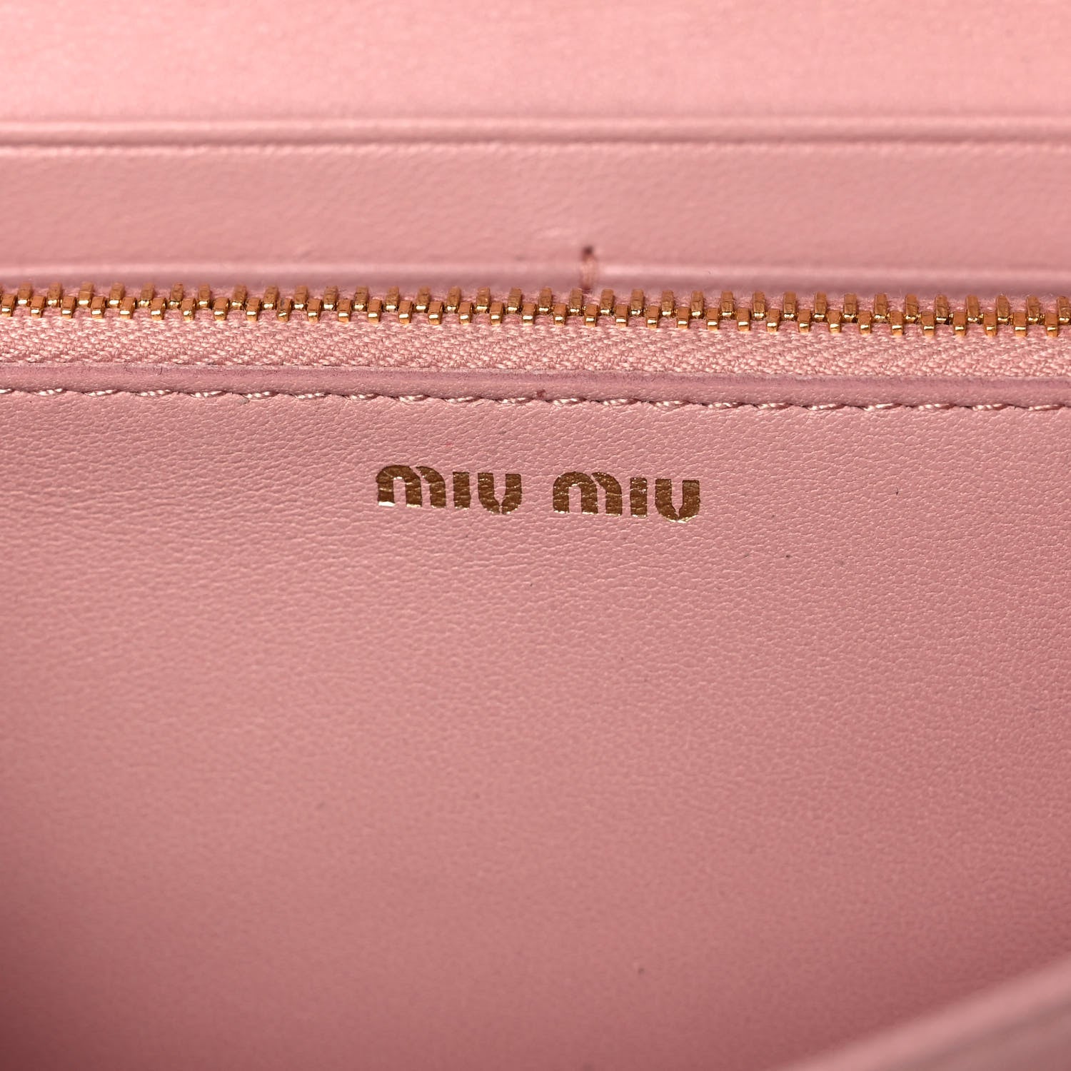 Miu Miu Nappa Matelasse Wallet On Chain Orchidea 6 of 13