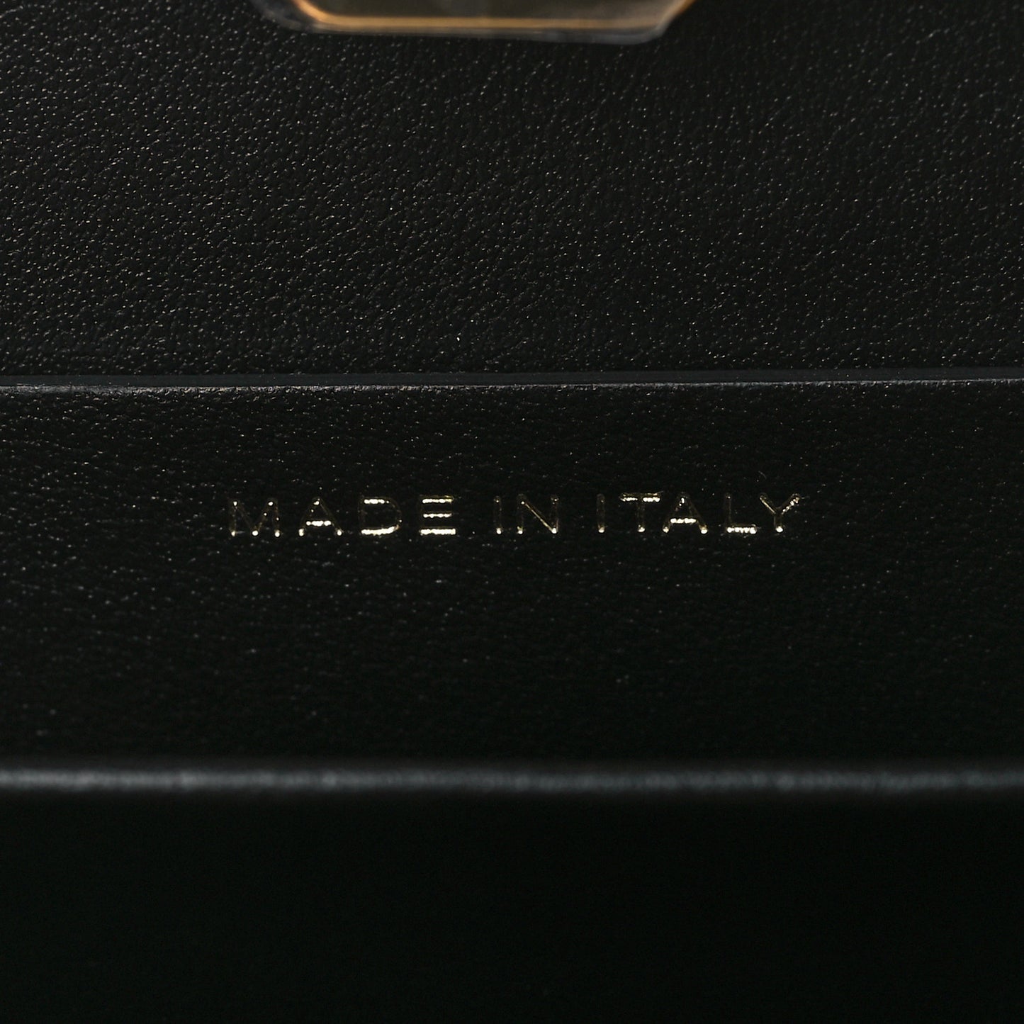 Glazed Goatskin Quilted Small Box With Chain Black