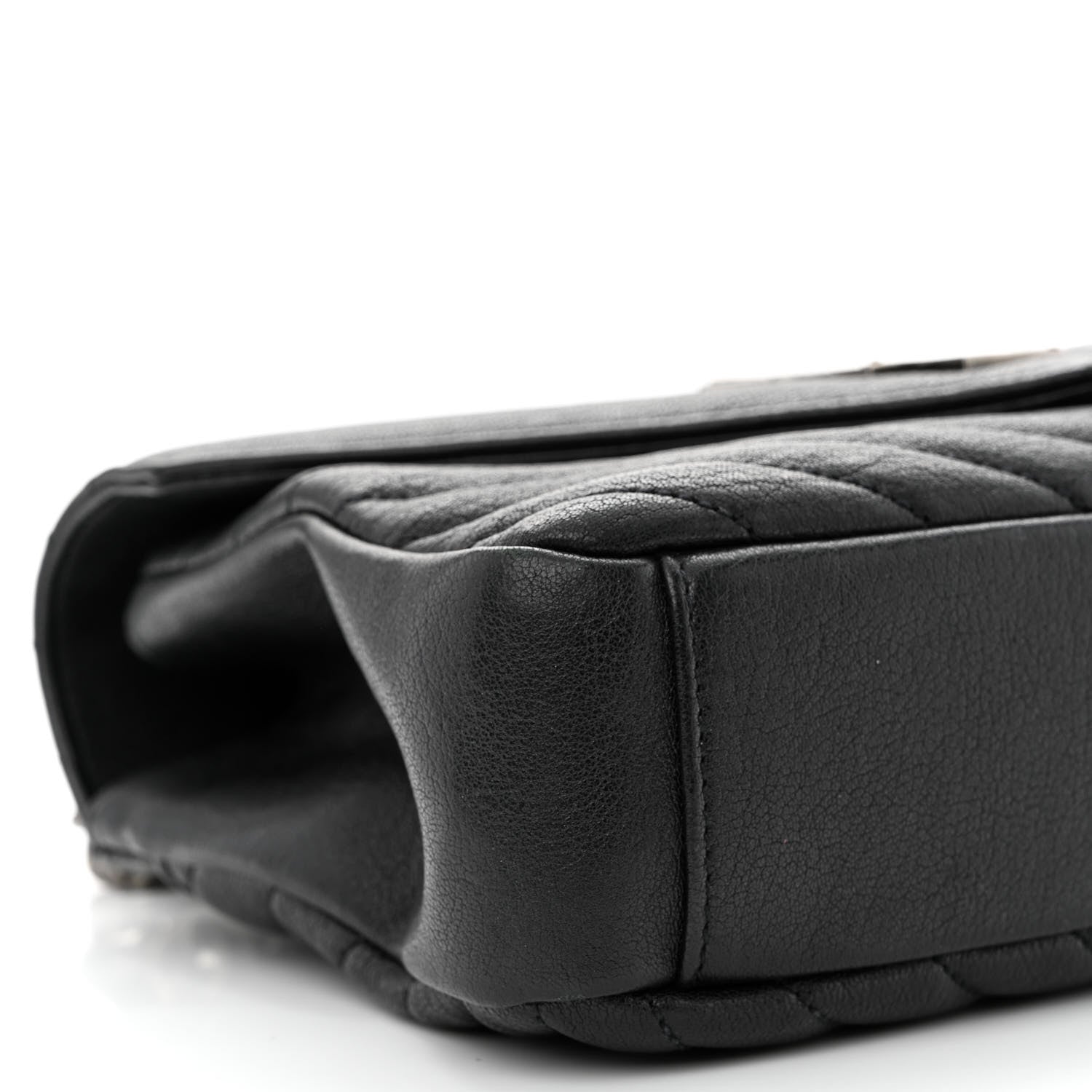 Saint Laurent Sheepskin Matelasse Chevron Monogram Medium College Bag Black 9 of 11