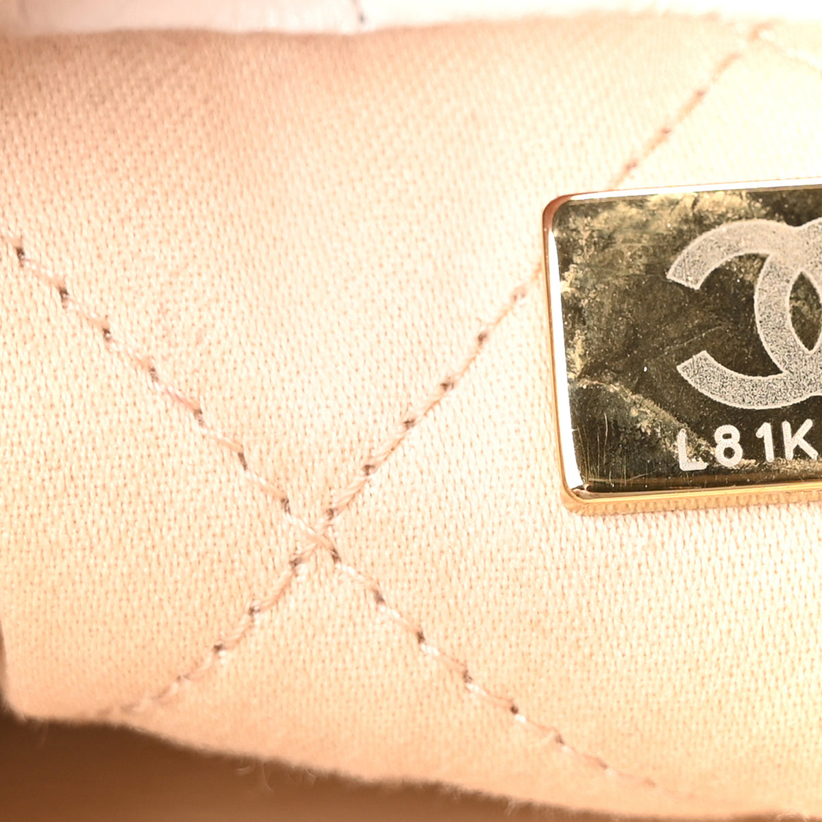 Shiny Calfskin Quilted Mini Chanel 22 White